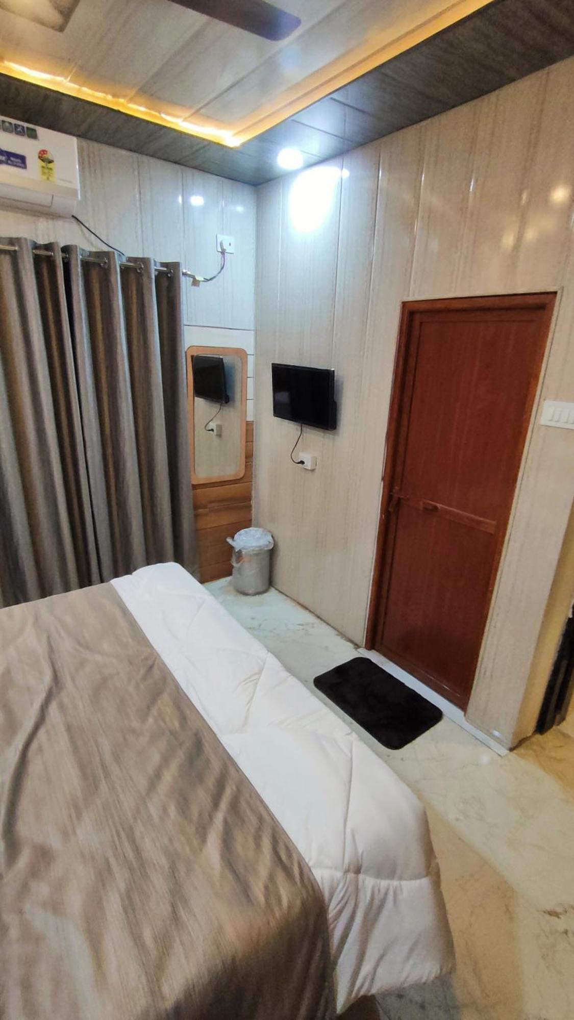 Sk Residency Varanasi