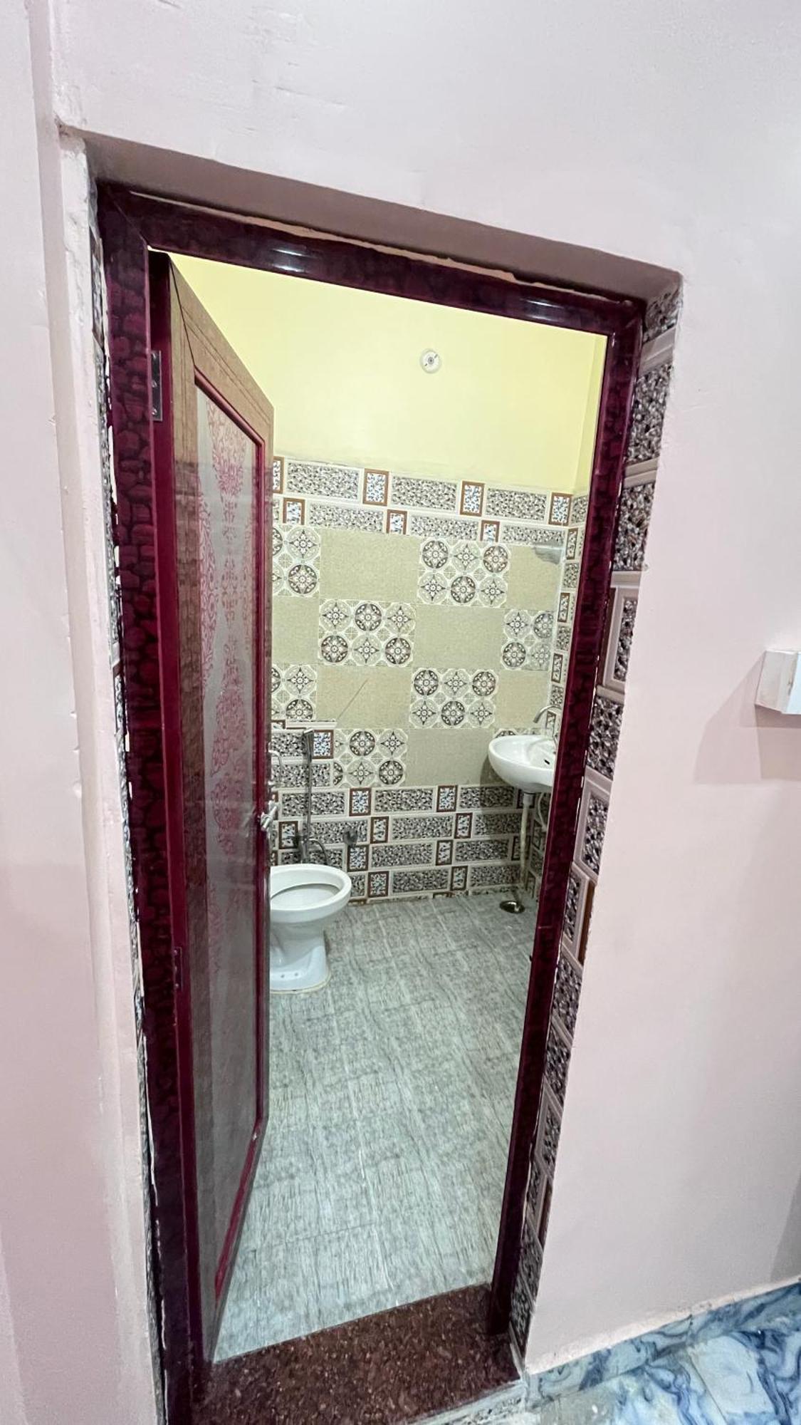 Guest house Shree Sharda Maa Paying Varanasi