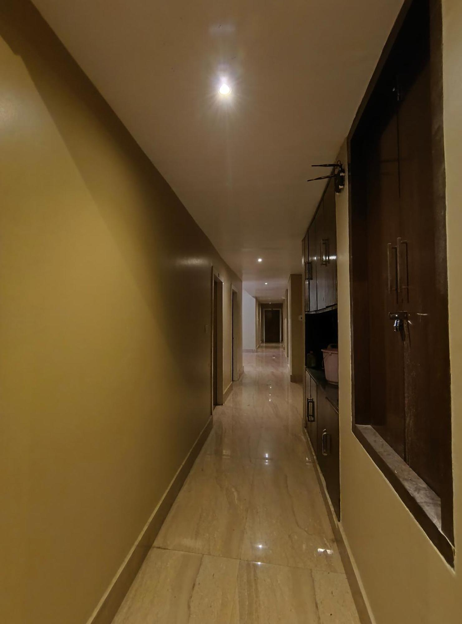 Palace - Near Kashi Vishwanath Temple With Parking Hotel Varanasi