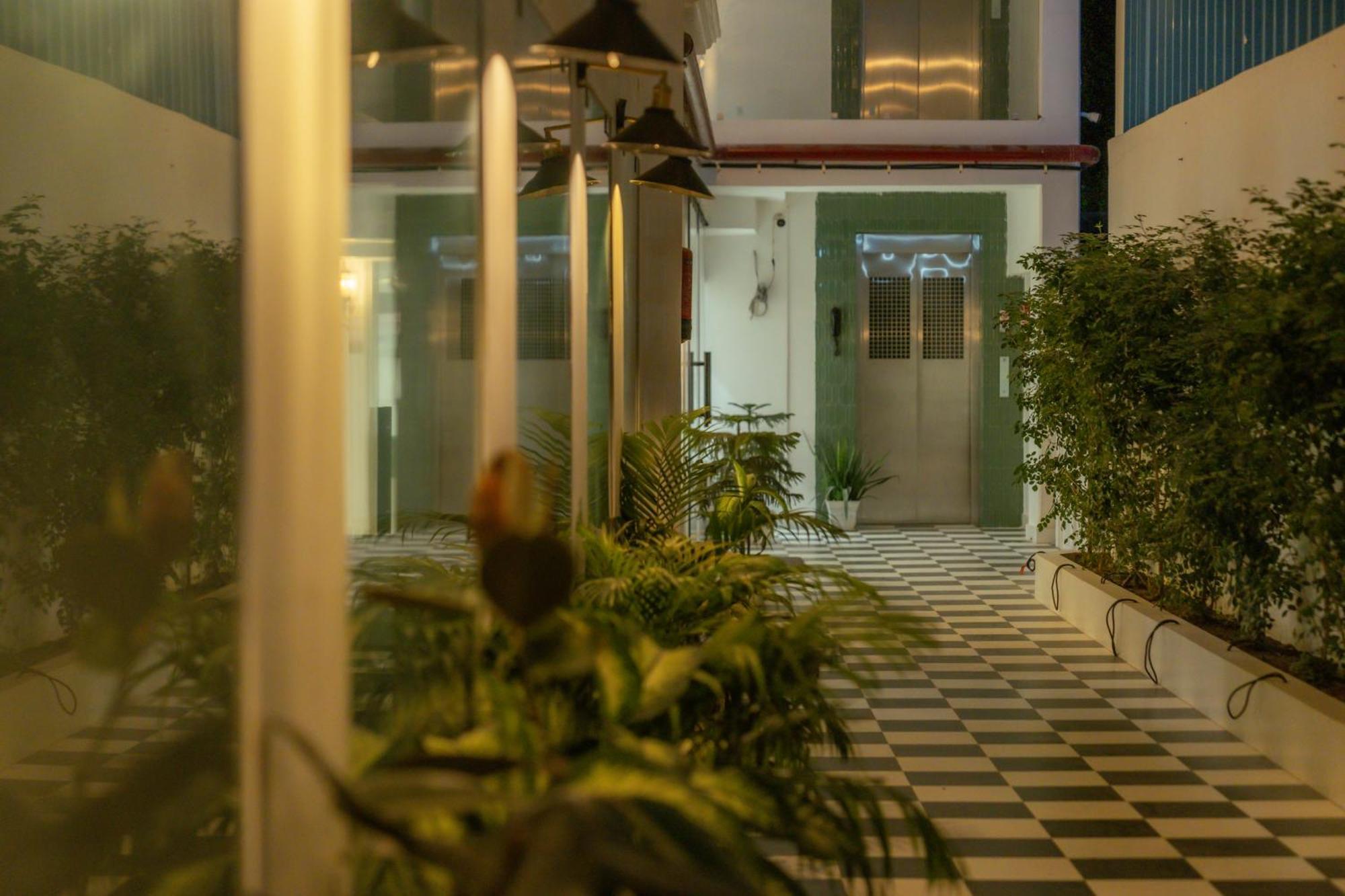 The Lavish * Varanasi