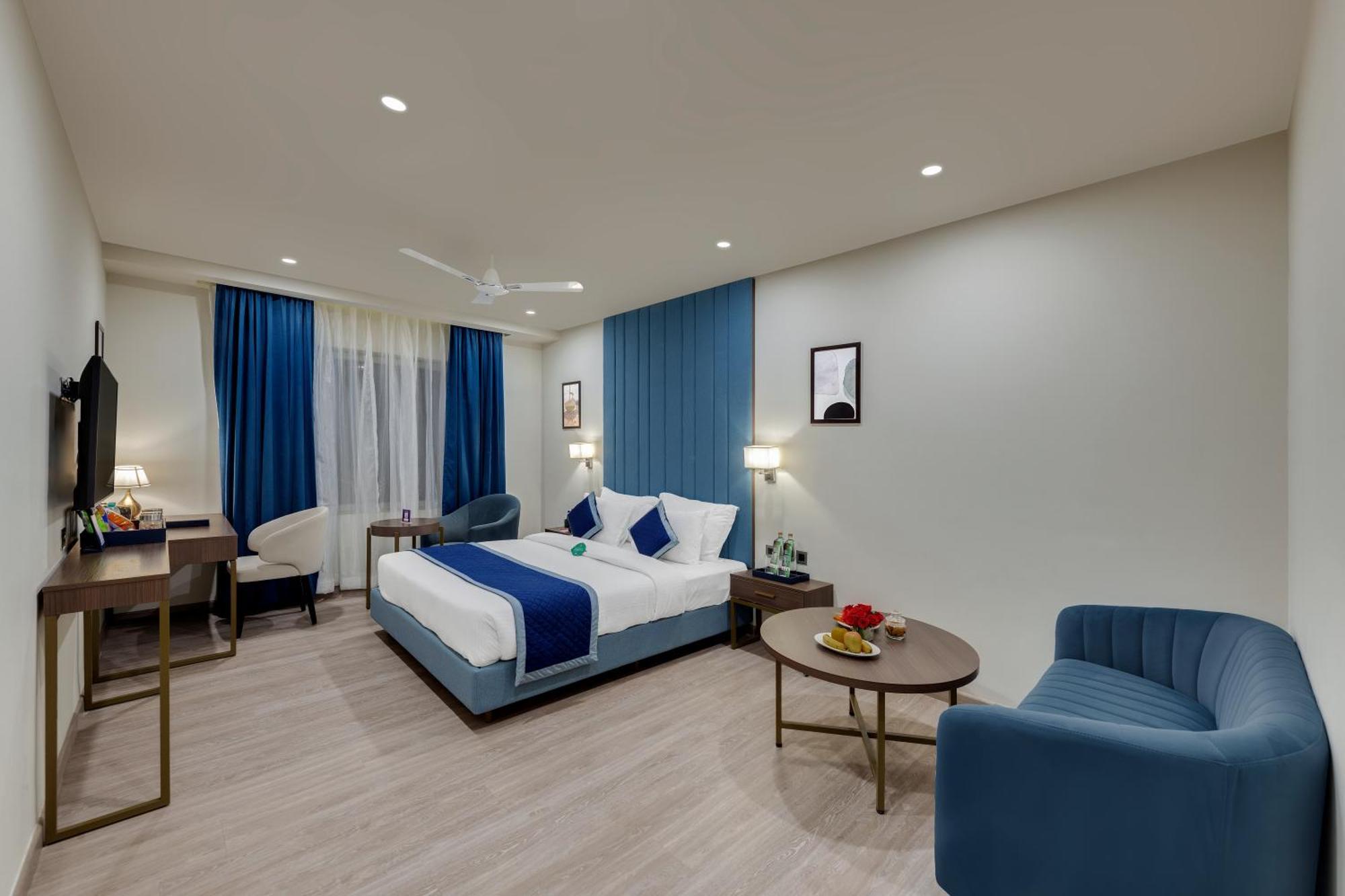 Click Collection Grand Gateway Hotel Varanasi