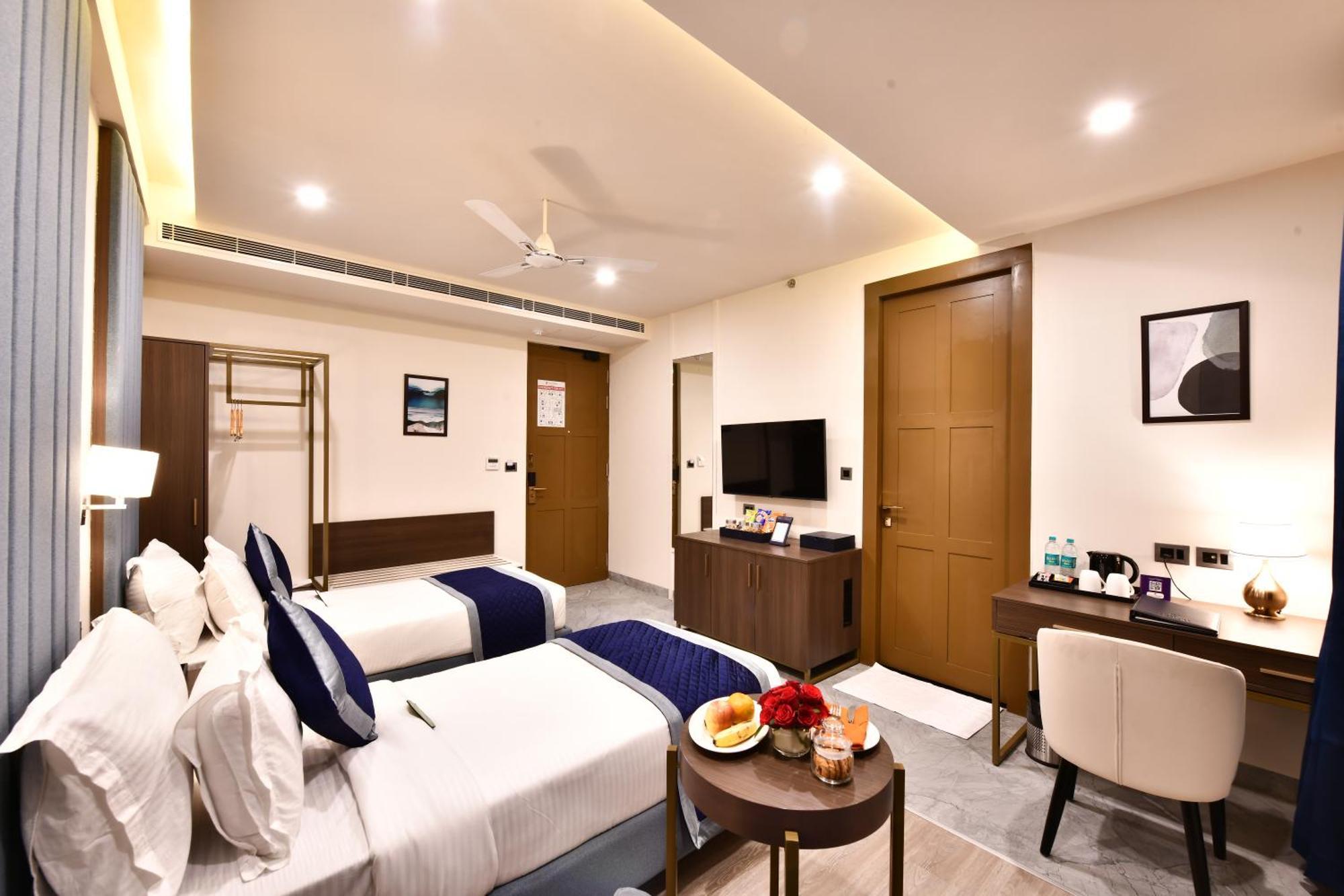 Click Collection Grand Gateway Hotel
