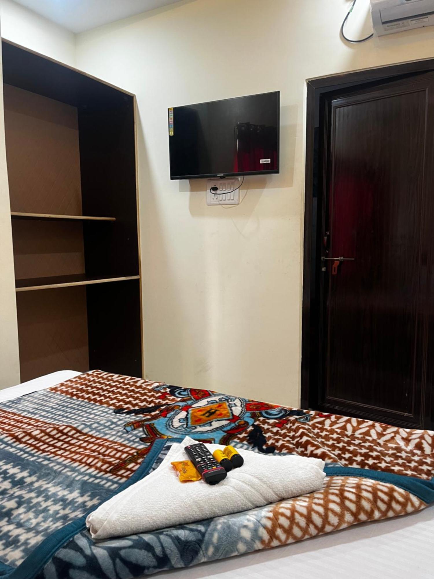 Guest house New Kashi Residency