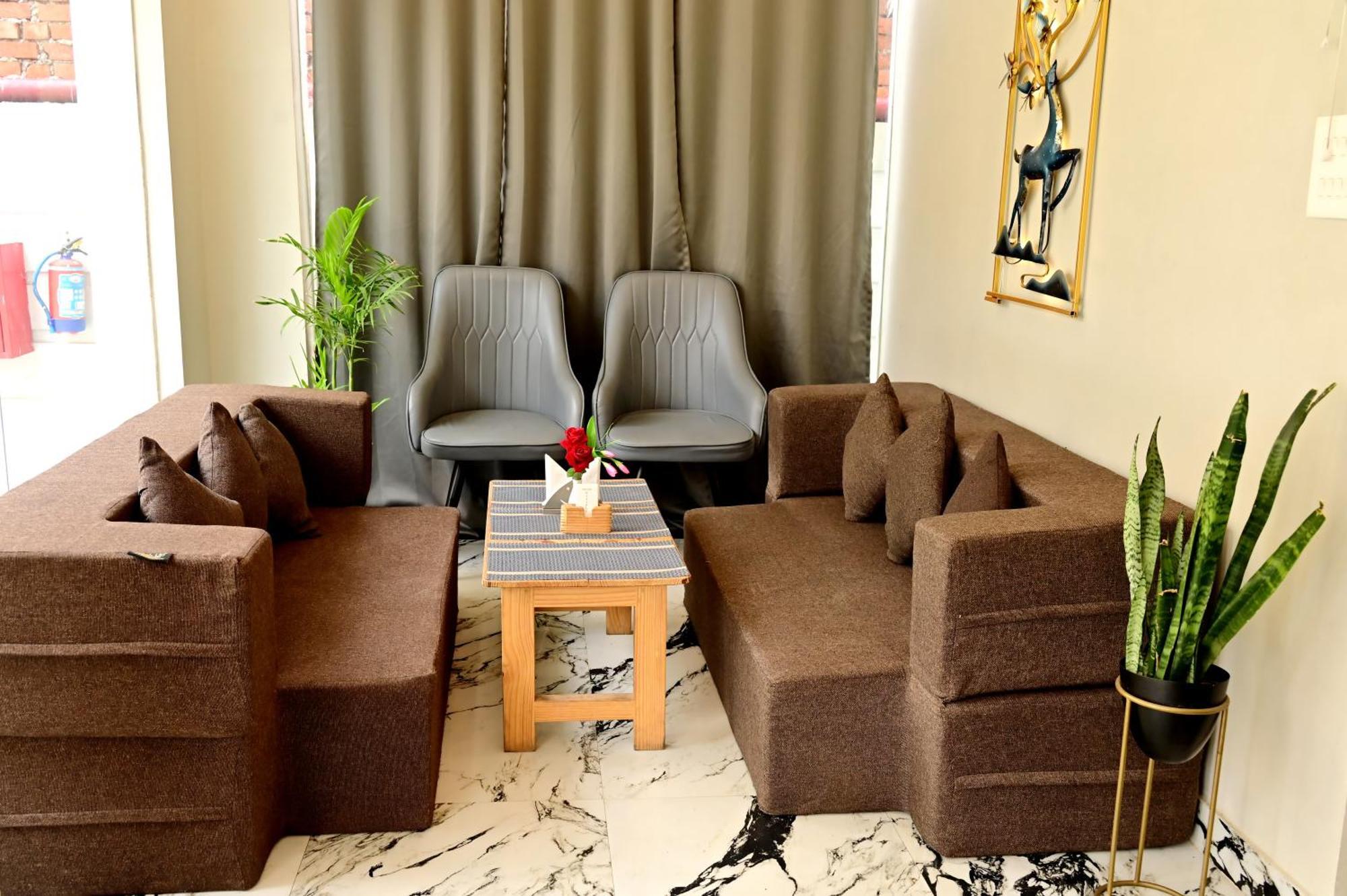 Hotel Kaashvi Varanasi