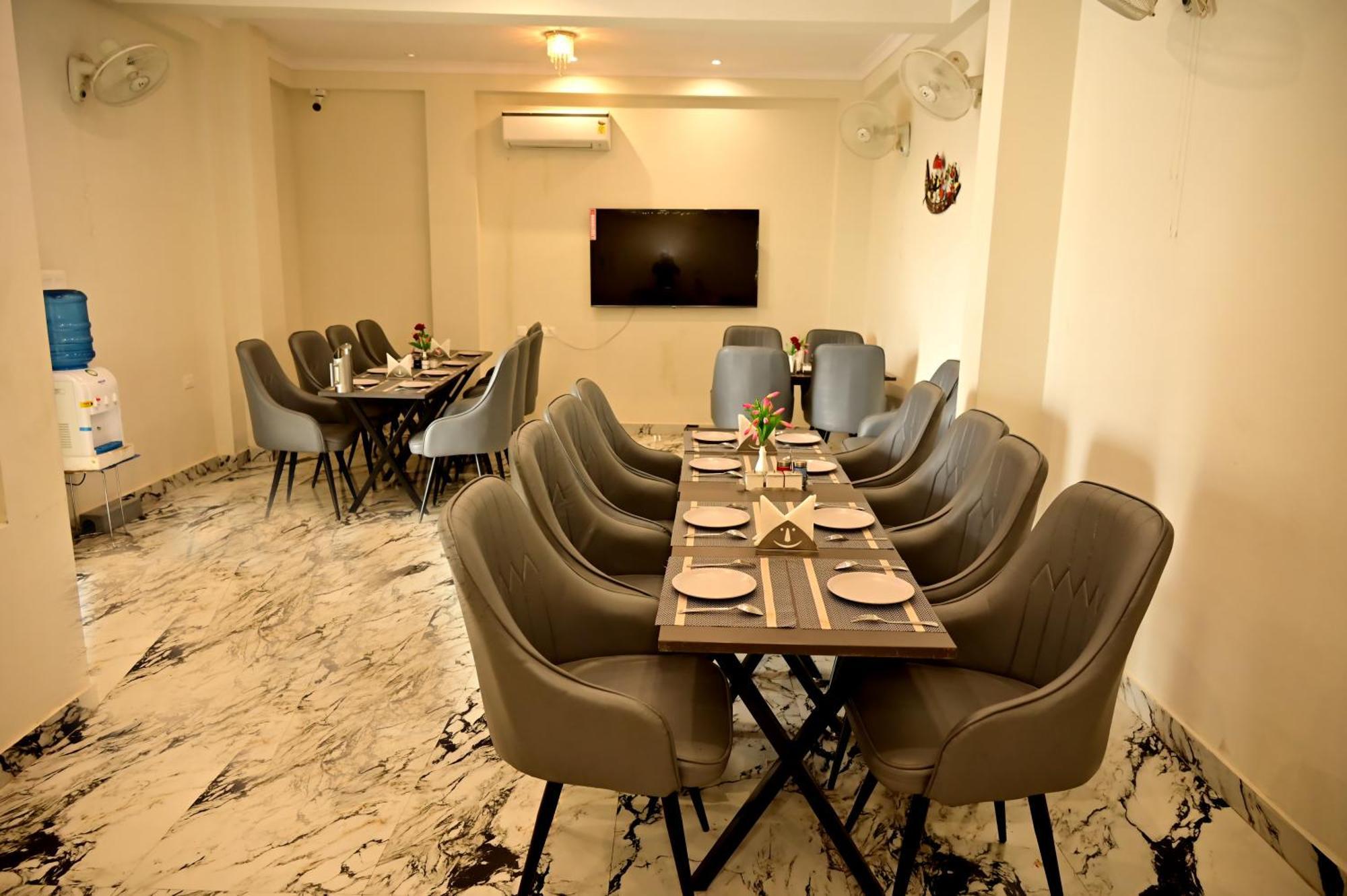 Hotel Kaashvi
