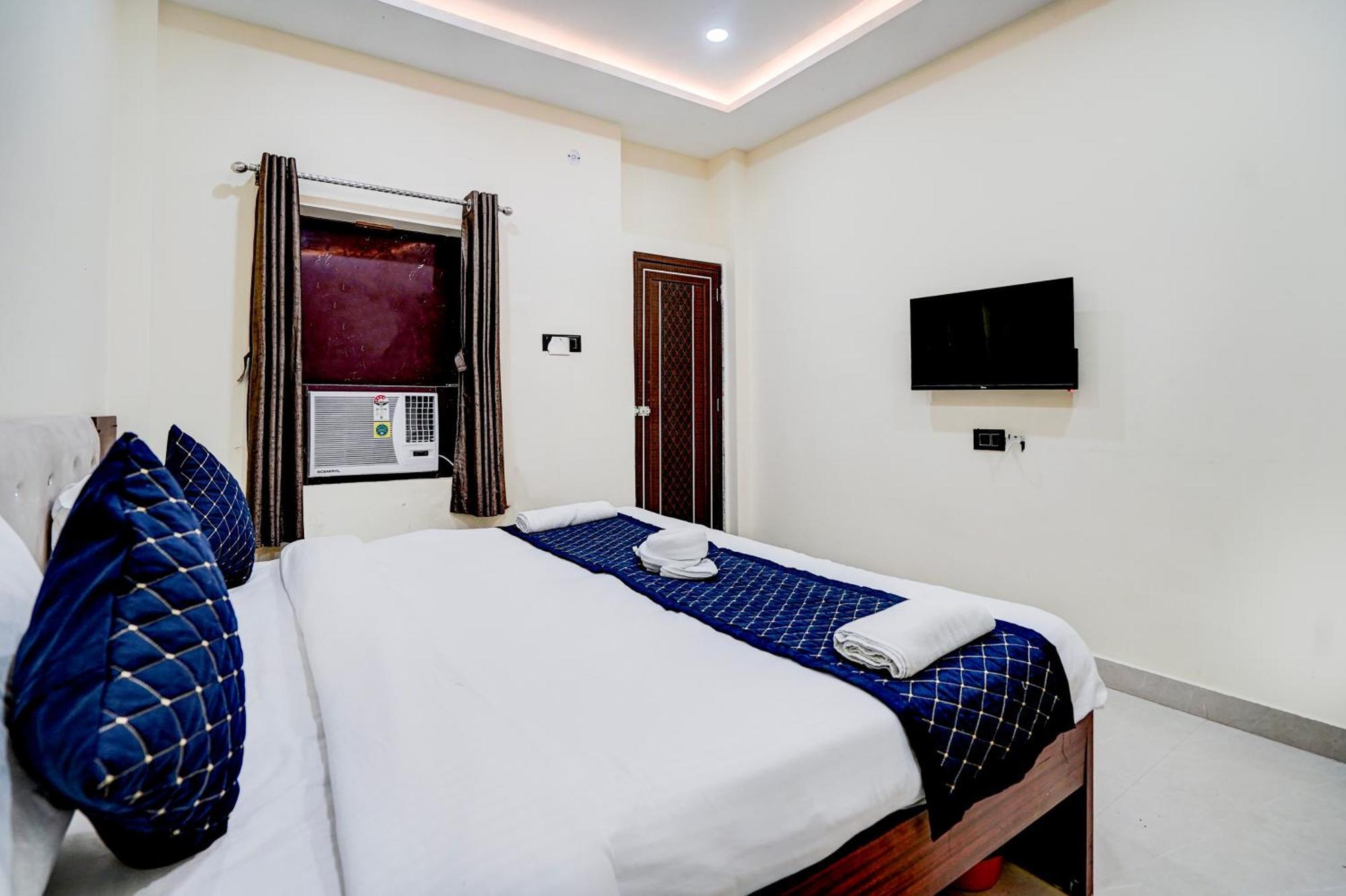 Vibe Blu- Hotel Varanasi
