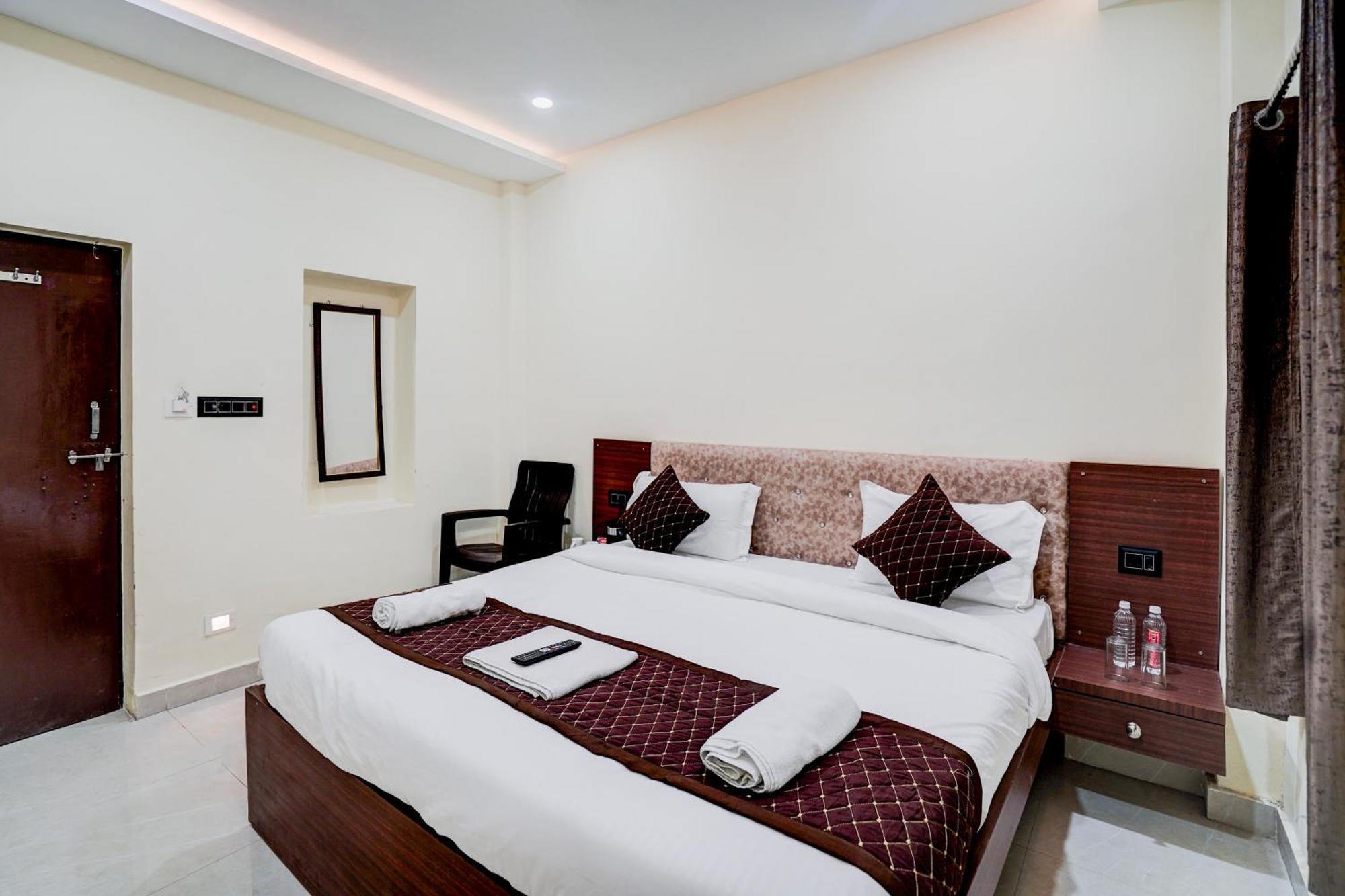 Hotel Vibe Blu- Varanasi