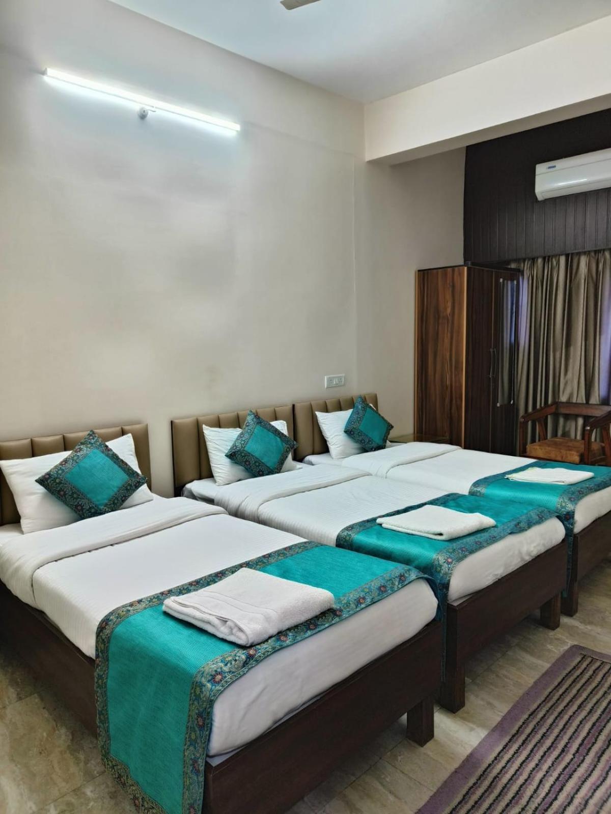 Nandi Retreat