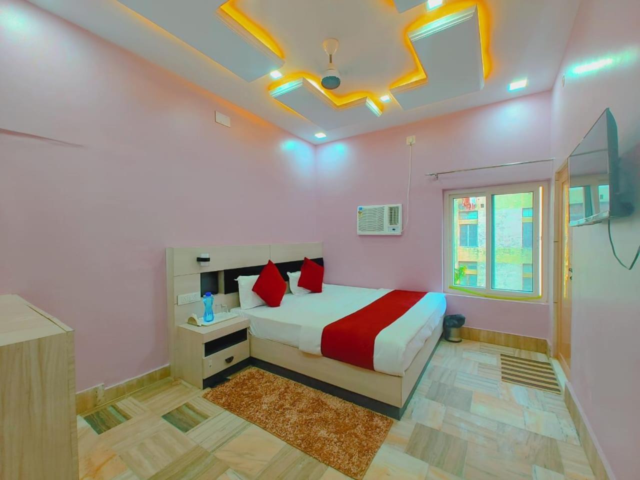 Valencia Varanasi