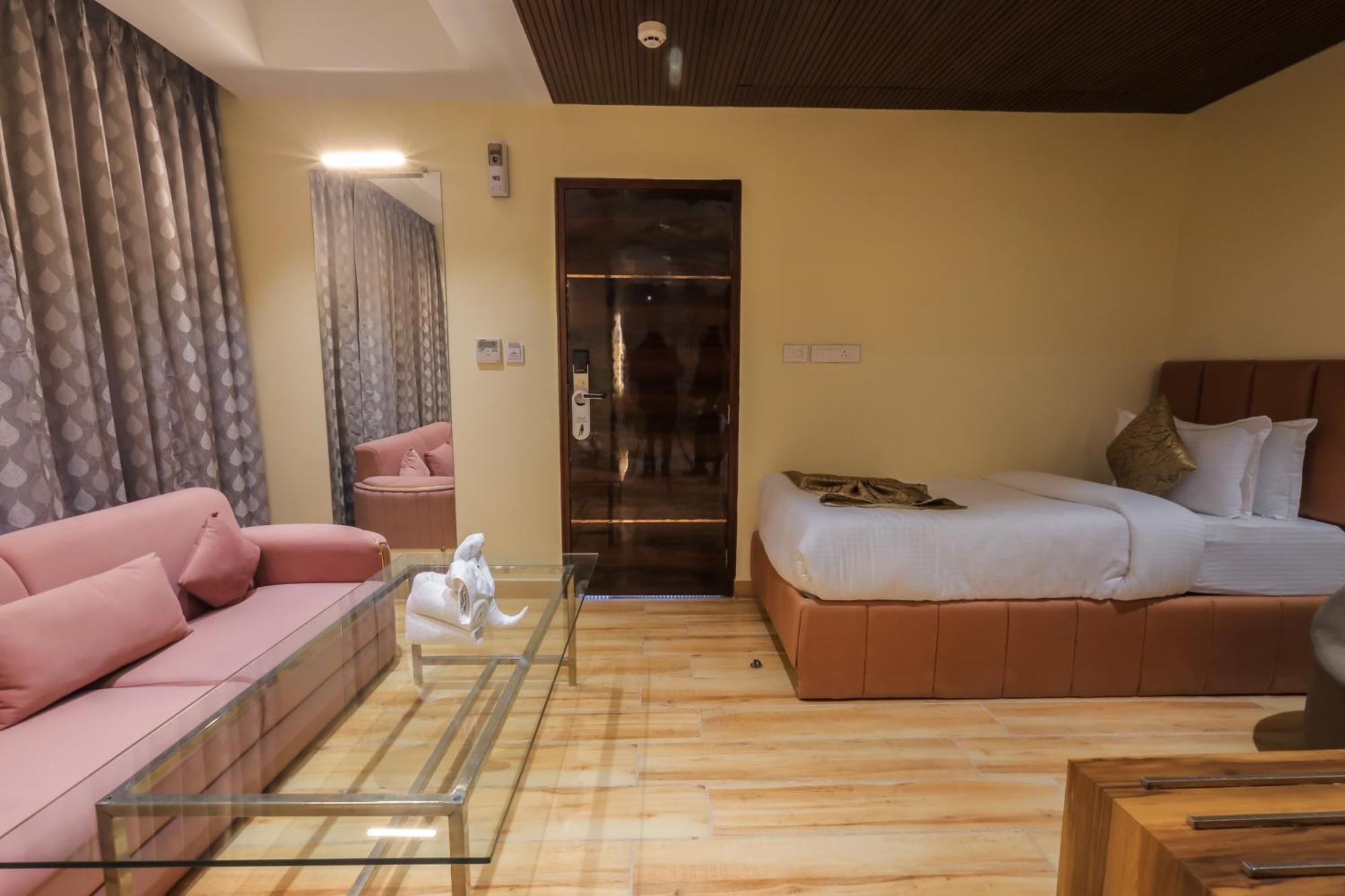 Vishwam Residency 3*