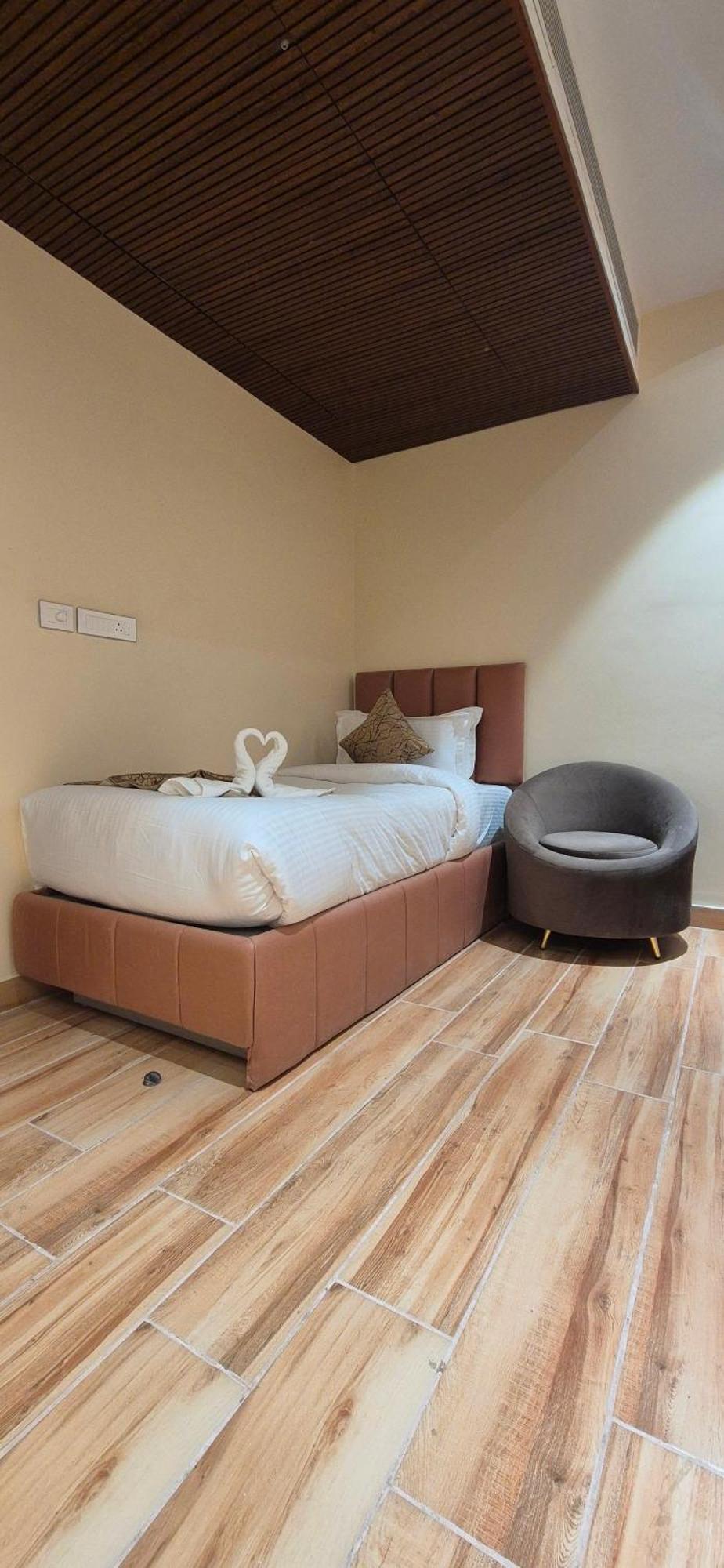 Hotel Vishwam Residency