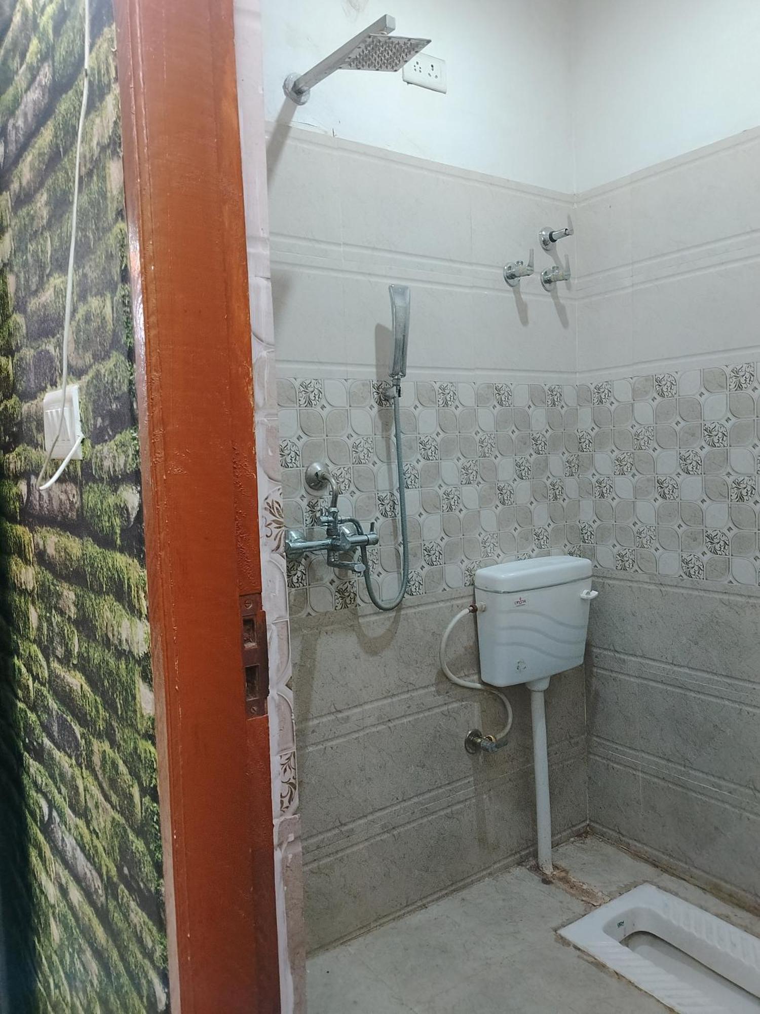 Krishna Homestay *