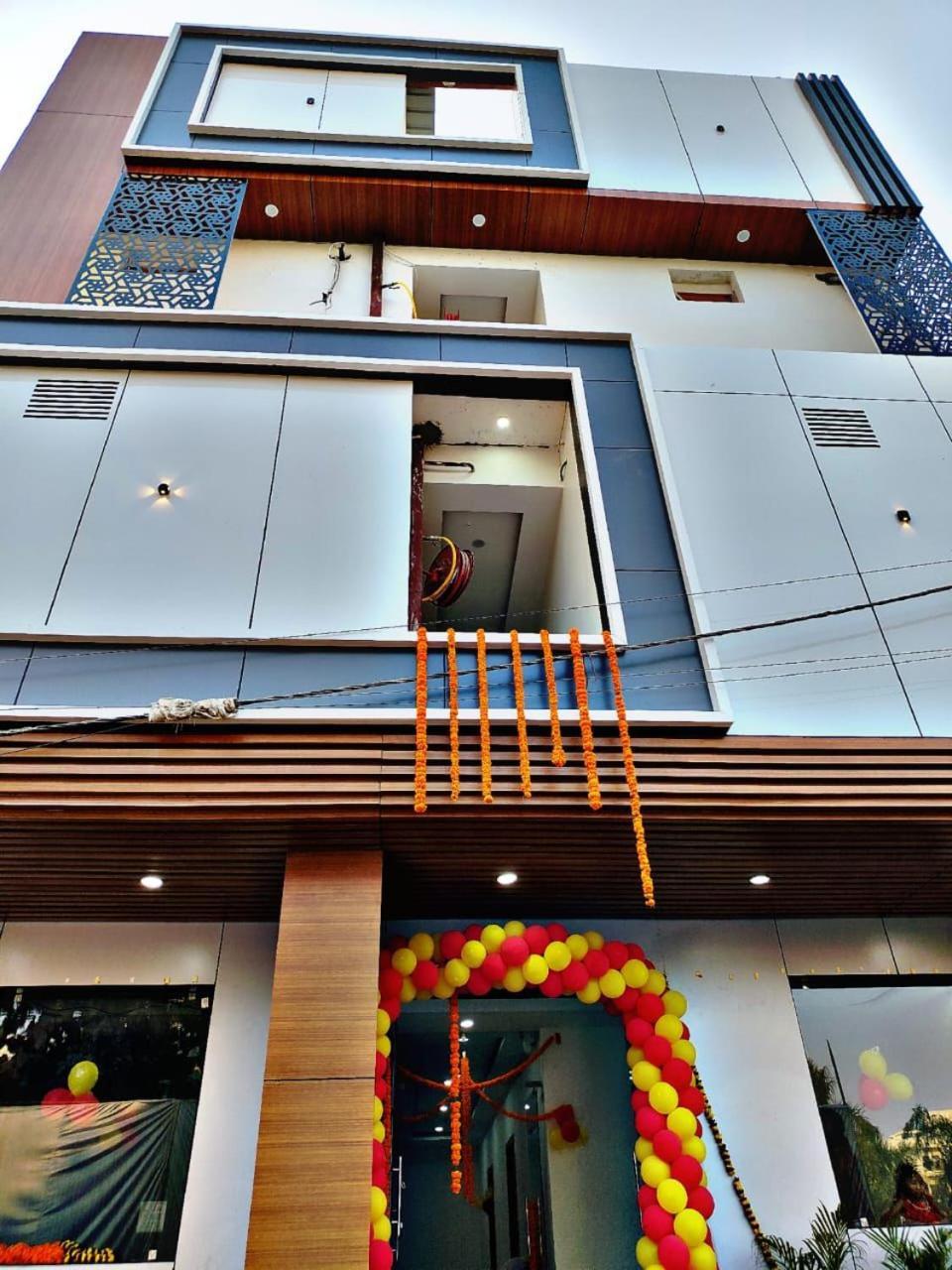 Kennedia International Hotal & Hotel Varanasi