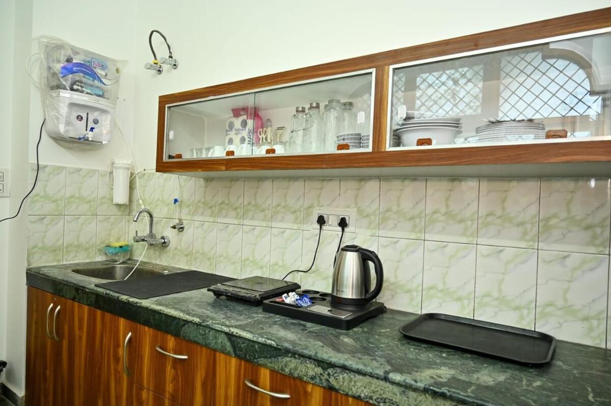 Singhasth 2bhk In Heart Of Jagatganj Benaras Apartment