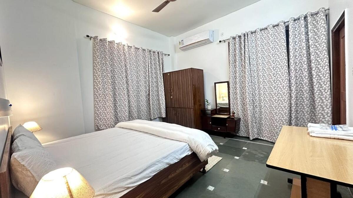 Apartment Singhasth 2bhk In Heart Of Jagatganj Benaras *