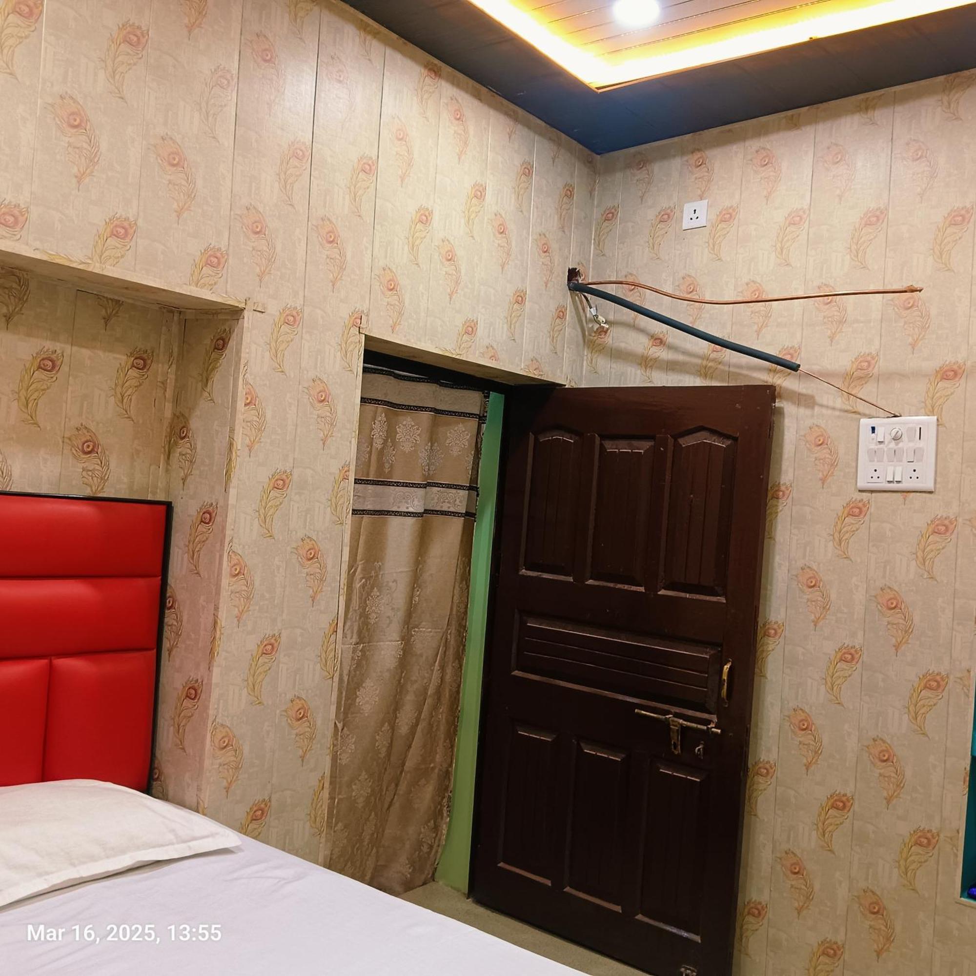 Homestay Natraj *