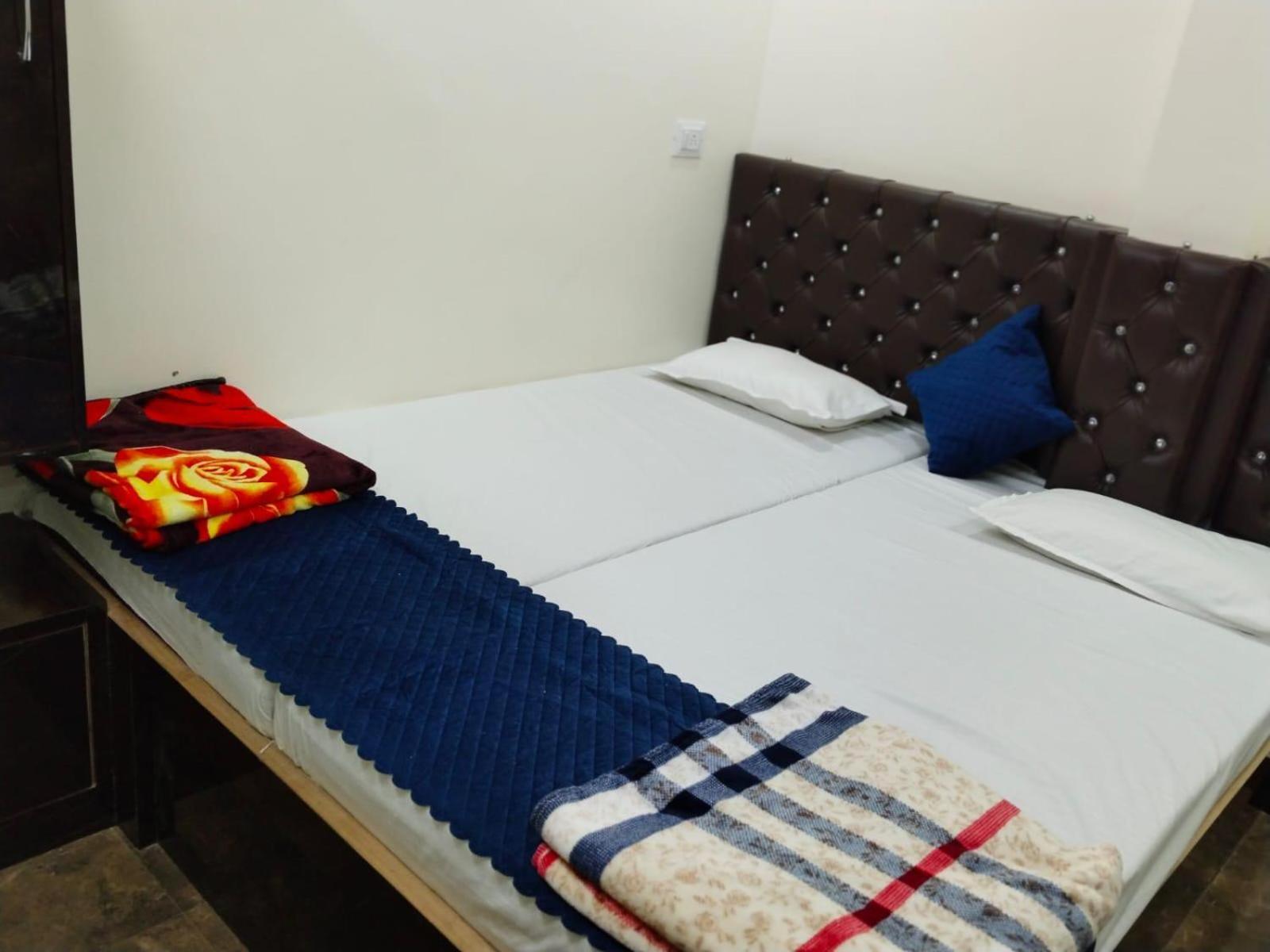 Jay Radhe Krishan Residency Homestay