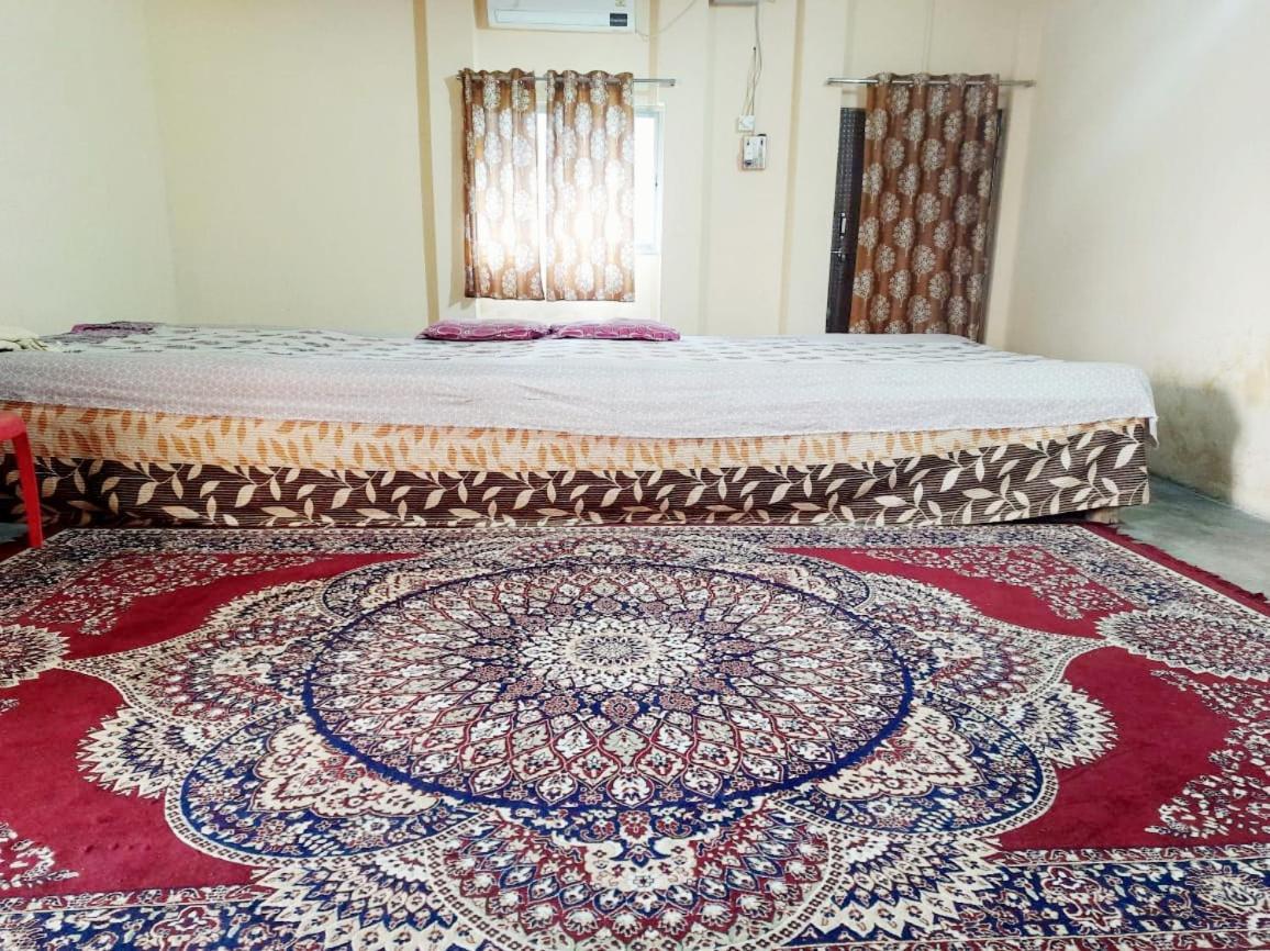 Dharamshala In Kashi Vishwanath Jyotirling Holiday home *