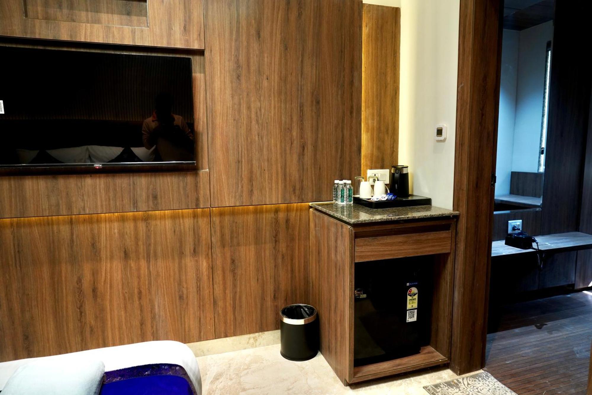 Hotel Balaji Palace Kashi