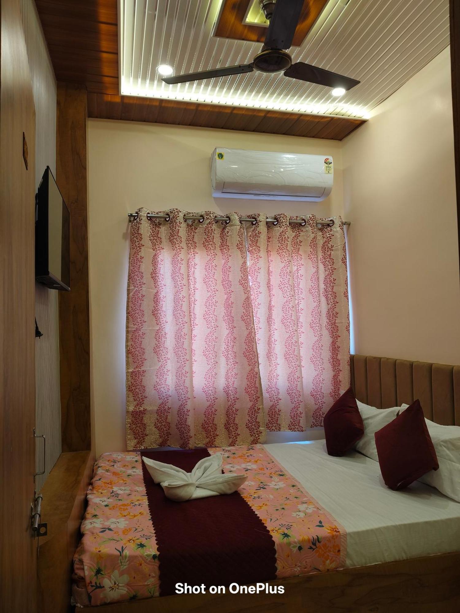 Hotel Hotel O Anushka P Guest House *
