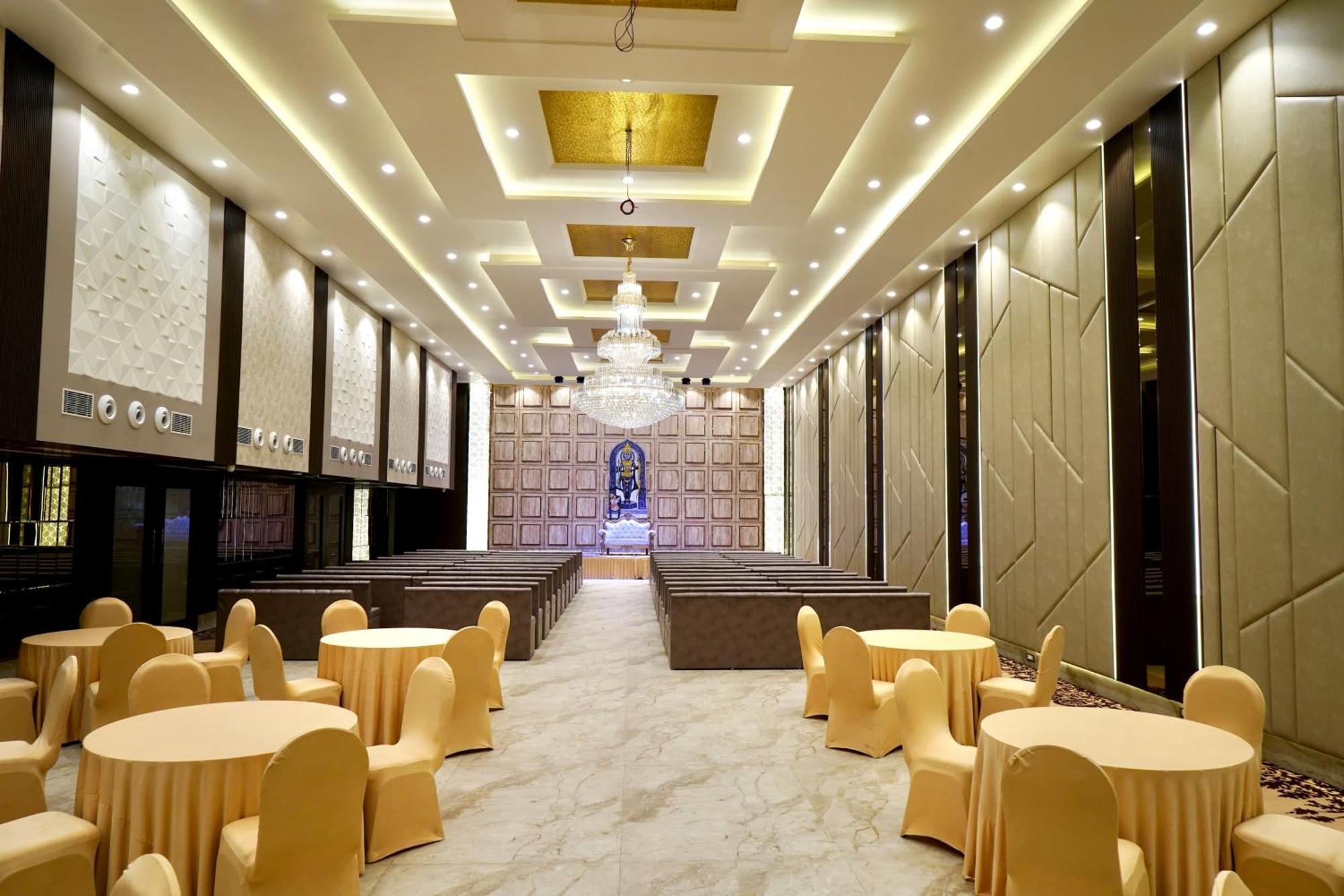 Hotel Balaji Palace Kashi