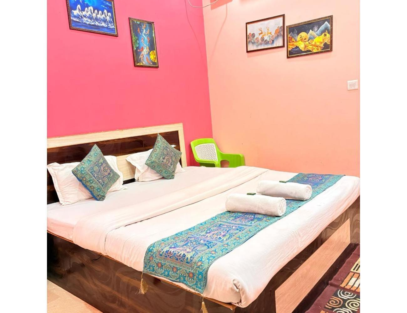 Suvidh Near Bhu ,varanasi Homestay