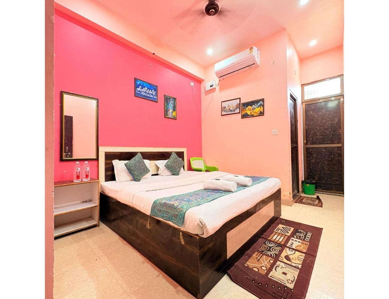 Suvidh Near Bhu ,varanasi Homestay *