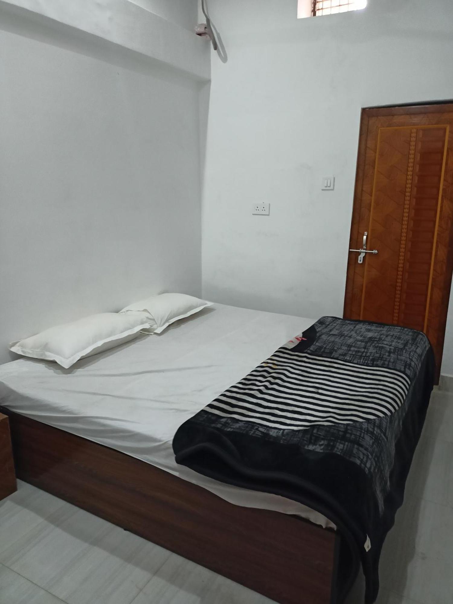 Guest house Shree Ramesht Paying ,
