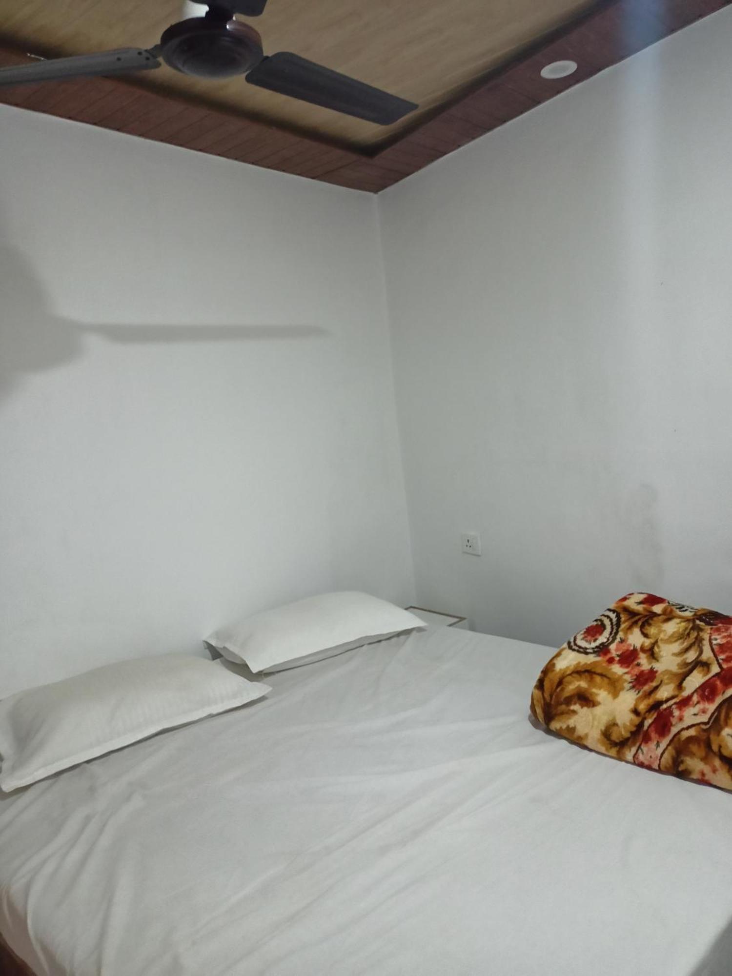 Shree Ramesht Paying , Guest house *