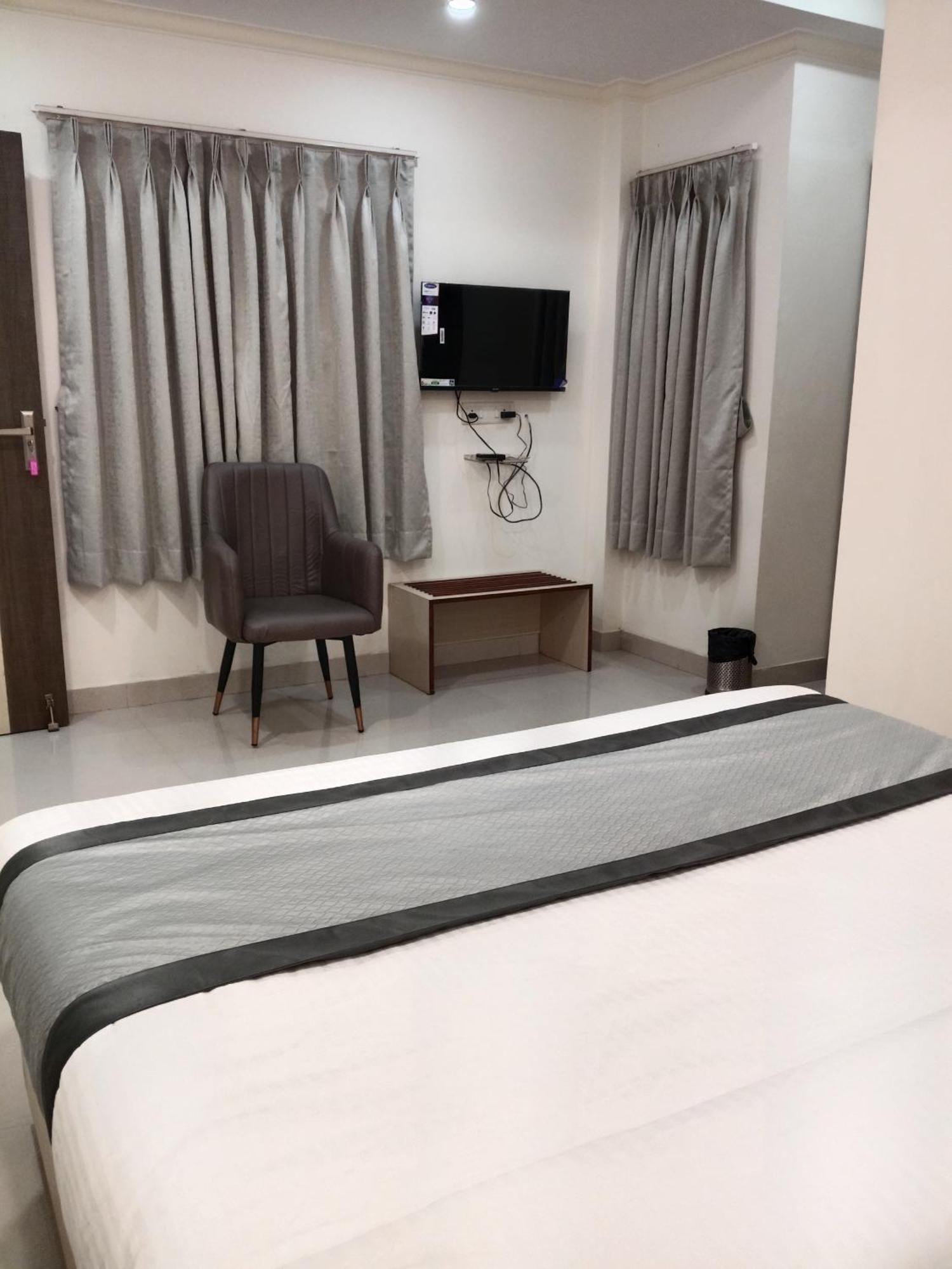 Hotel Hari Haran Prestige Varanasi