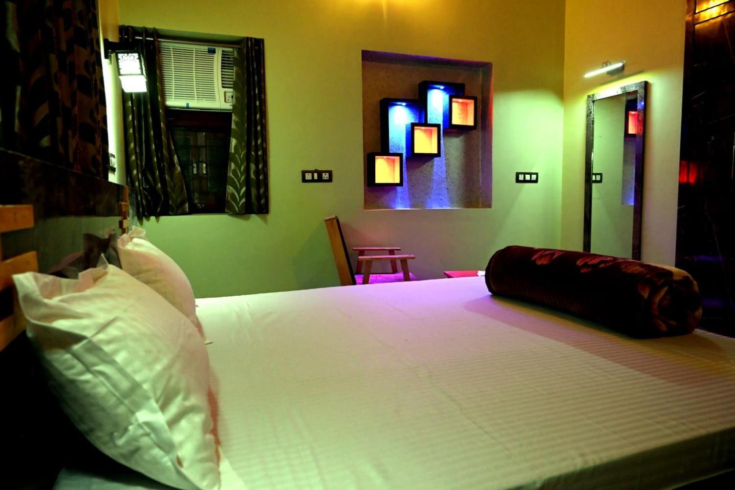 Guest house Elephant House - *