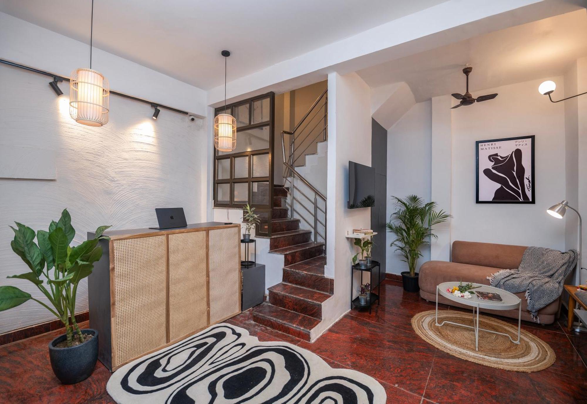 Hotel One-off Dashashwamedh Varanasi