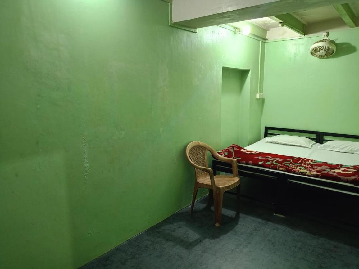 Kapoor Bhawan * Varanasi