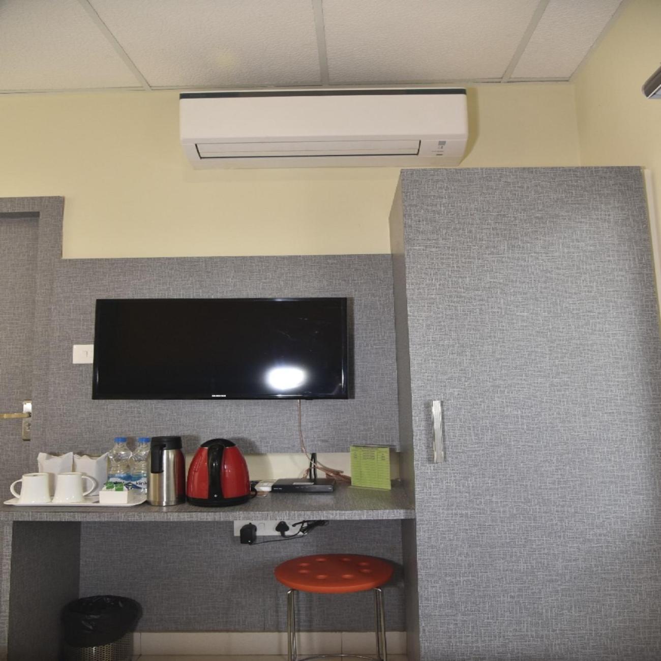 Hotel Tridev Grand 3*