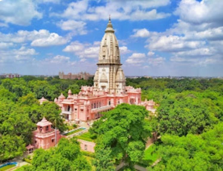 Heritage Heaven 1 Black Homestay Varanasi