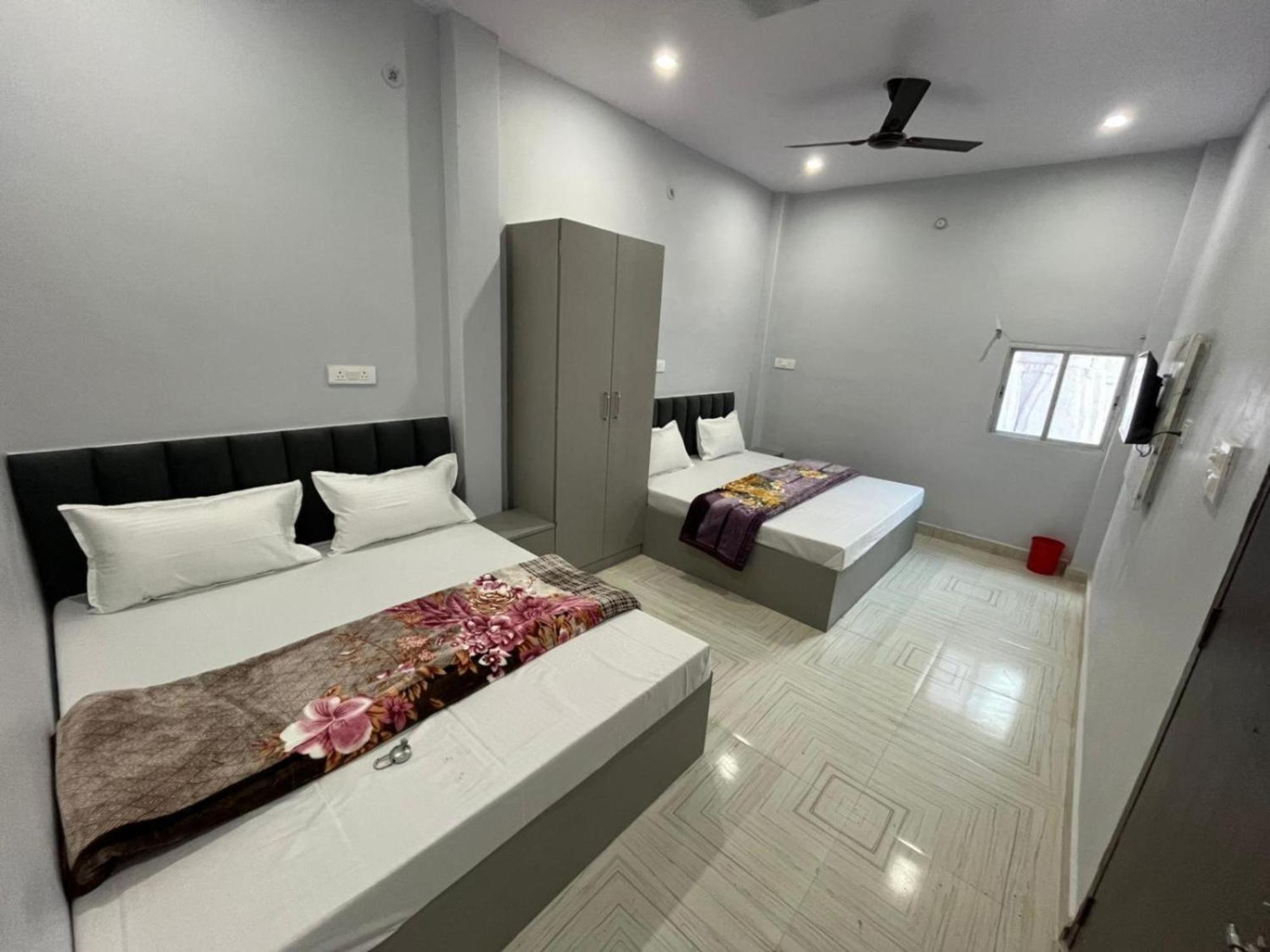 Hotel Shivaa Aashram Near Kashi Temple With Free Internet Service 2* Varanasi