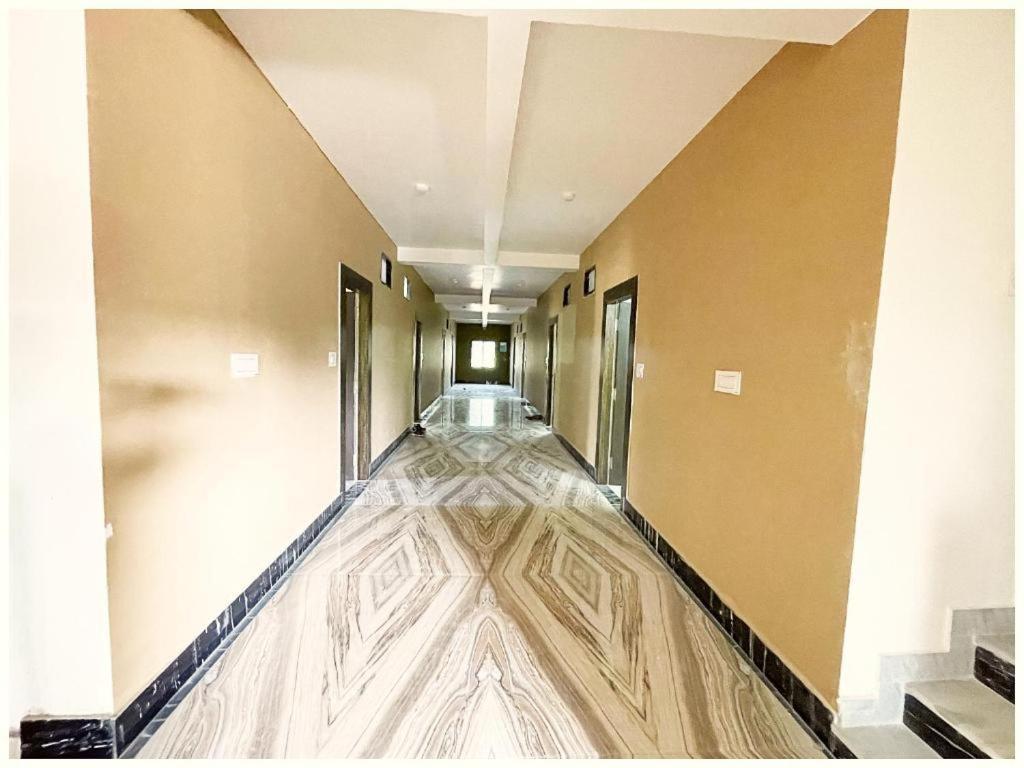 Mantavya - Near Bhu Campus Hotel 5*