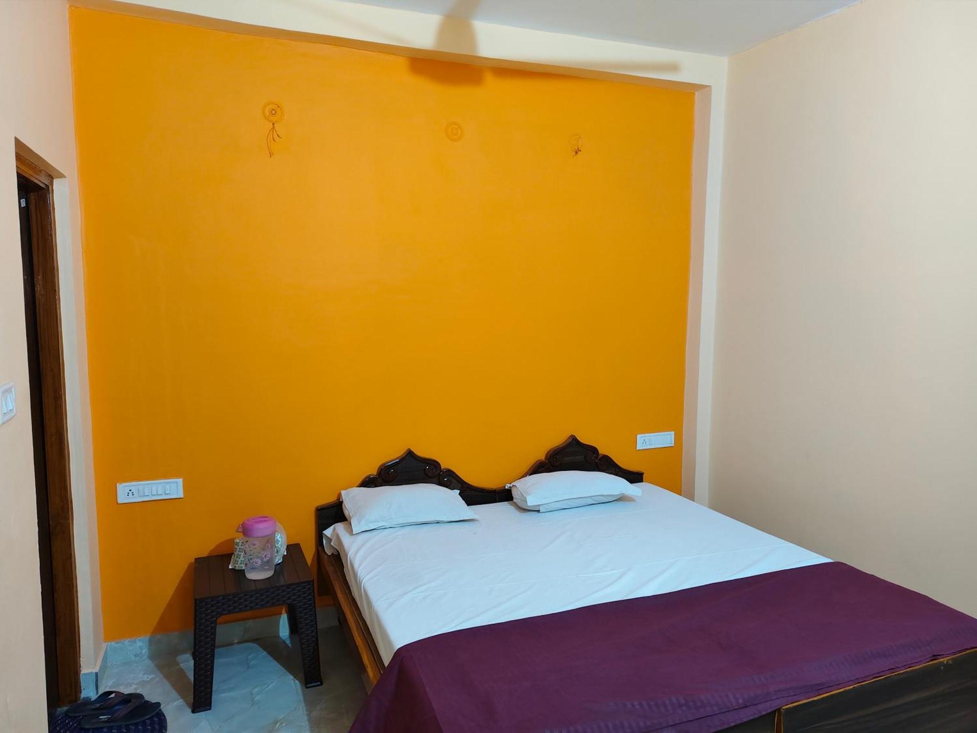 Mayur Paying Guest house Varanasi