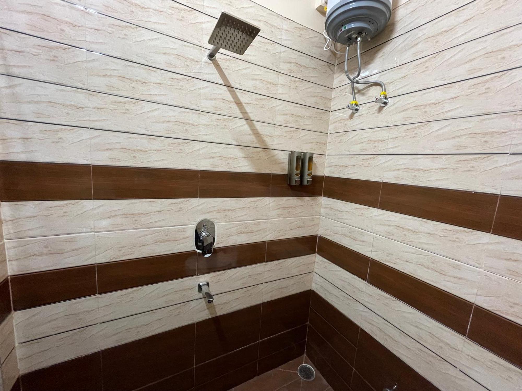 Kashi Awahan! Traditional Themed Near Vishvanath Temple Bed & Breakfast Varanasi