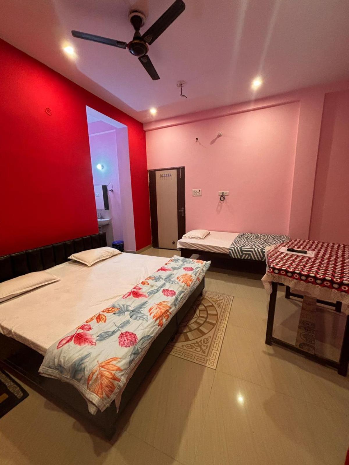 Ik Homestay Varanasi