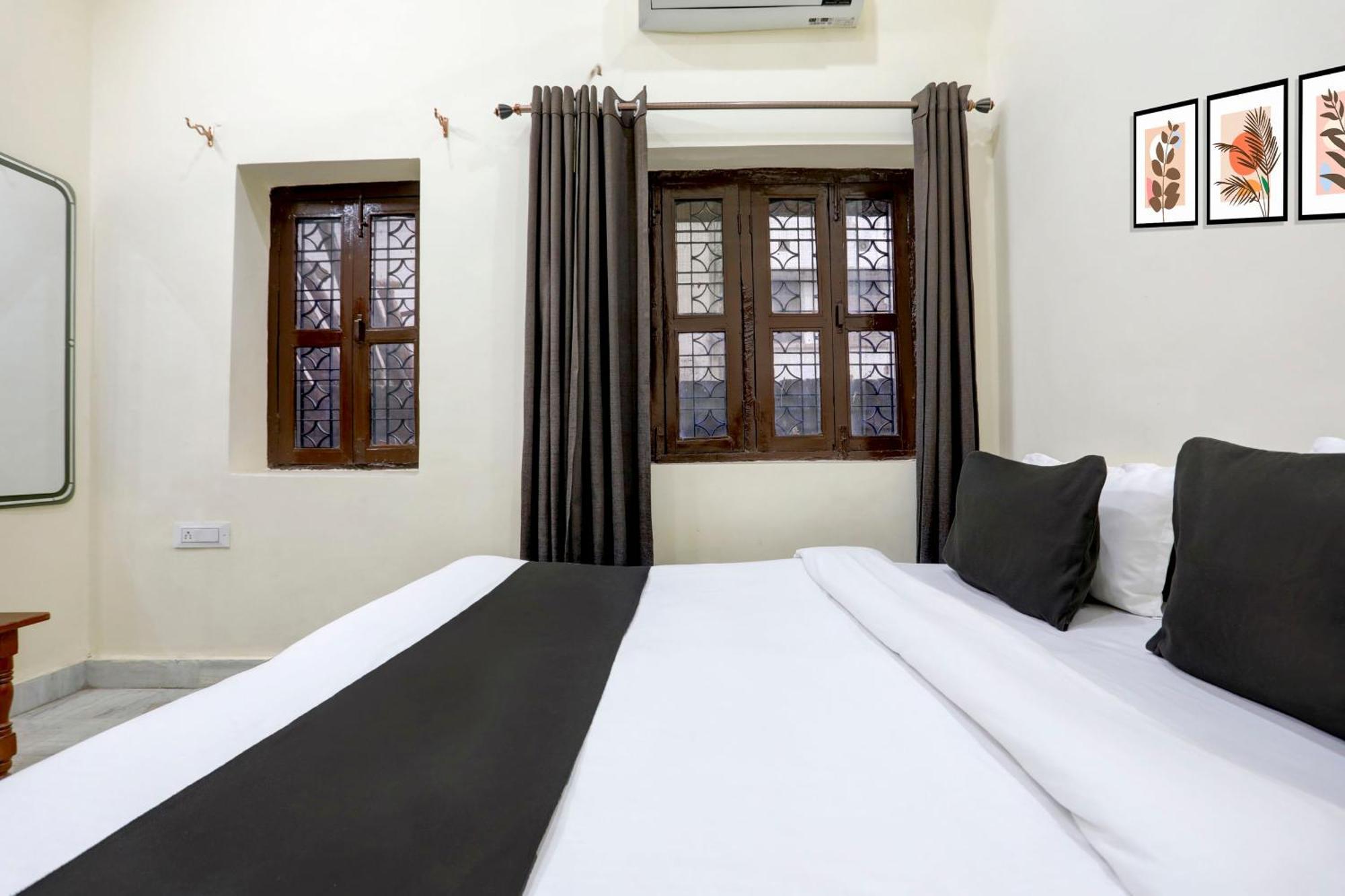 Hotel O Cantt Varanasi