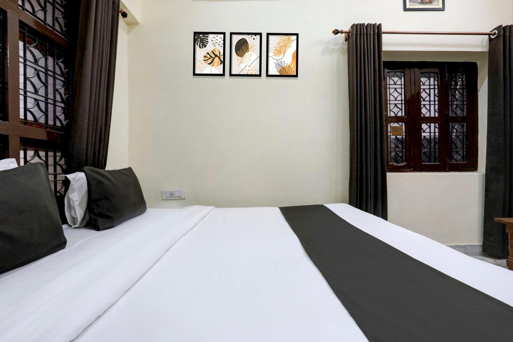 Hotel O Cantt Varanasi