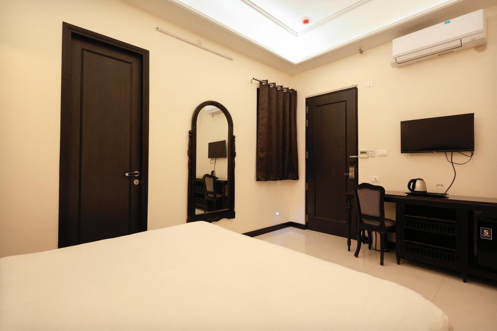 Shiv Ashray Hotel Varanasi