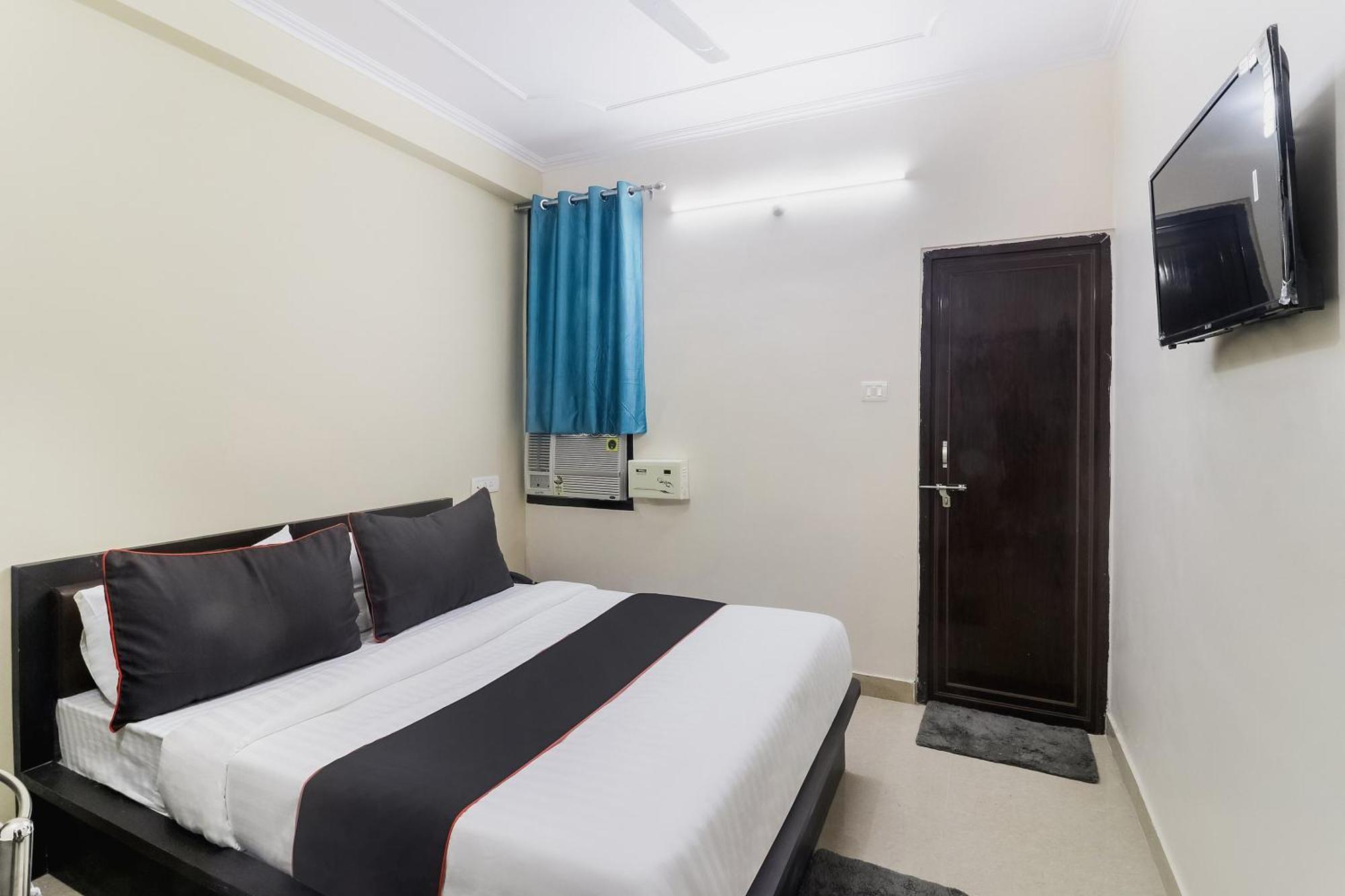 Hotel Collection O Pragyapuri Residents Varanasi