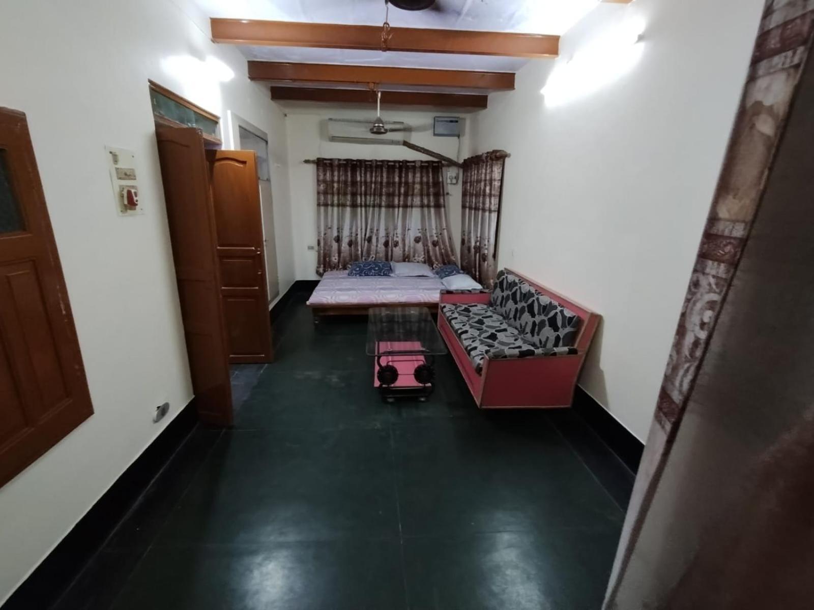 Guest house Heritage At Old Near Holy Ganges Varanasi