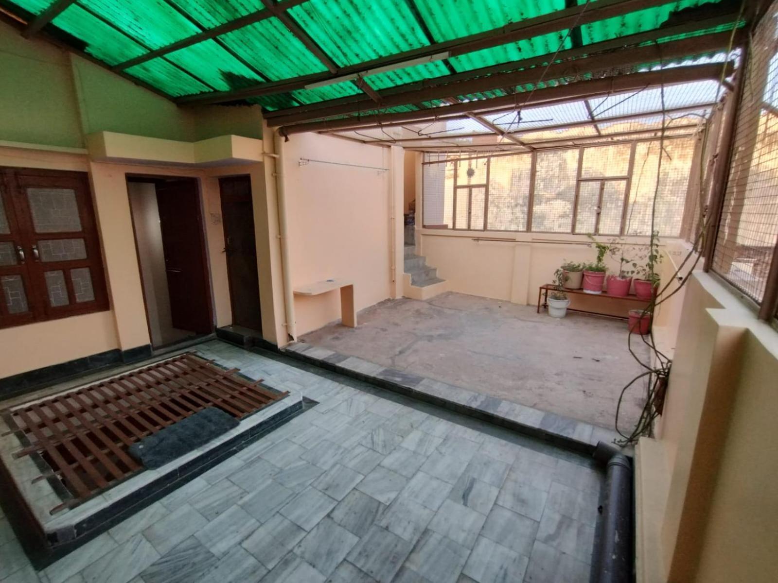 Heritage At Old Near Holy Ganges * Varanasi