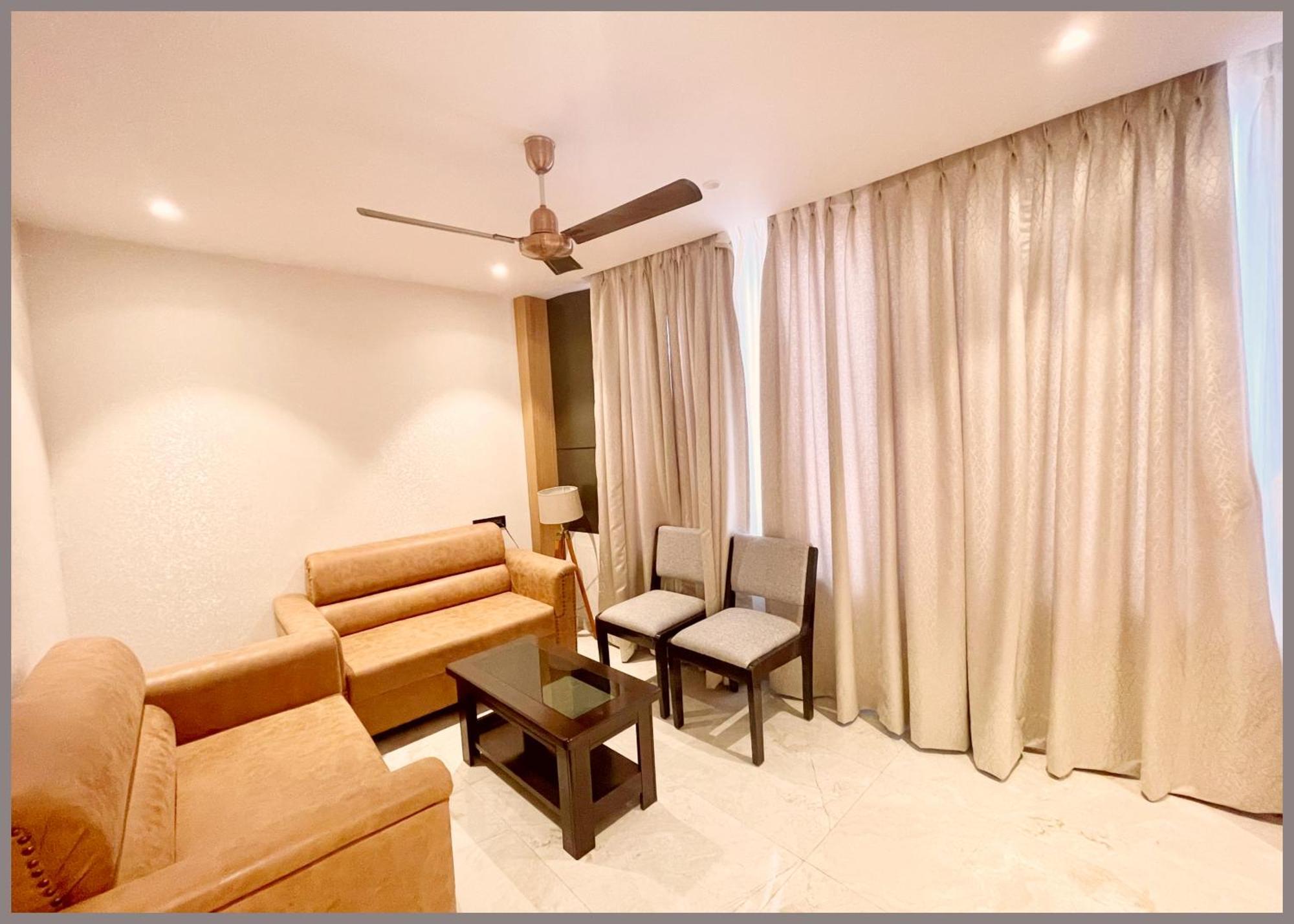 Sarc Near Kashi Vishwanath Temple - Fully Air Conditioned And Spacious 4* Varanasi