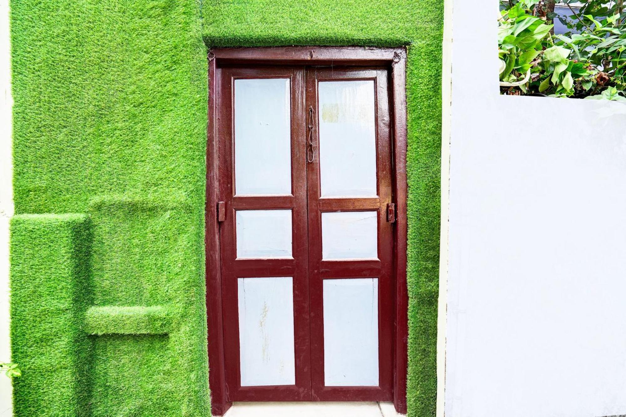 Hotel Super O Back Packers Varanasi