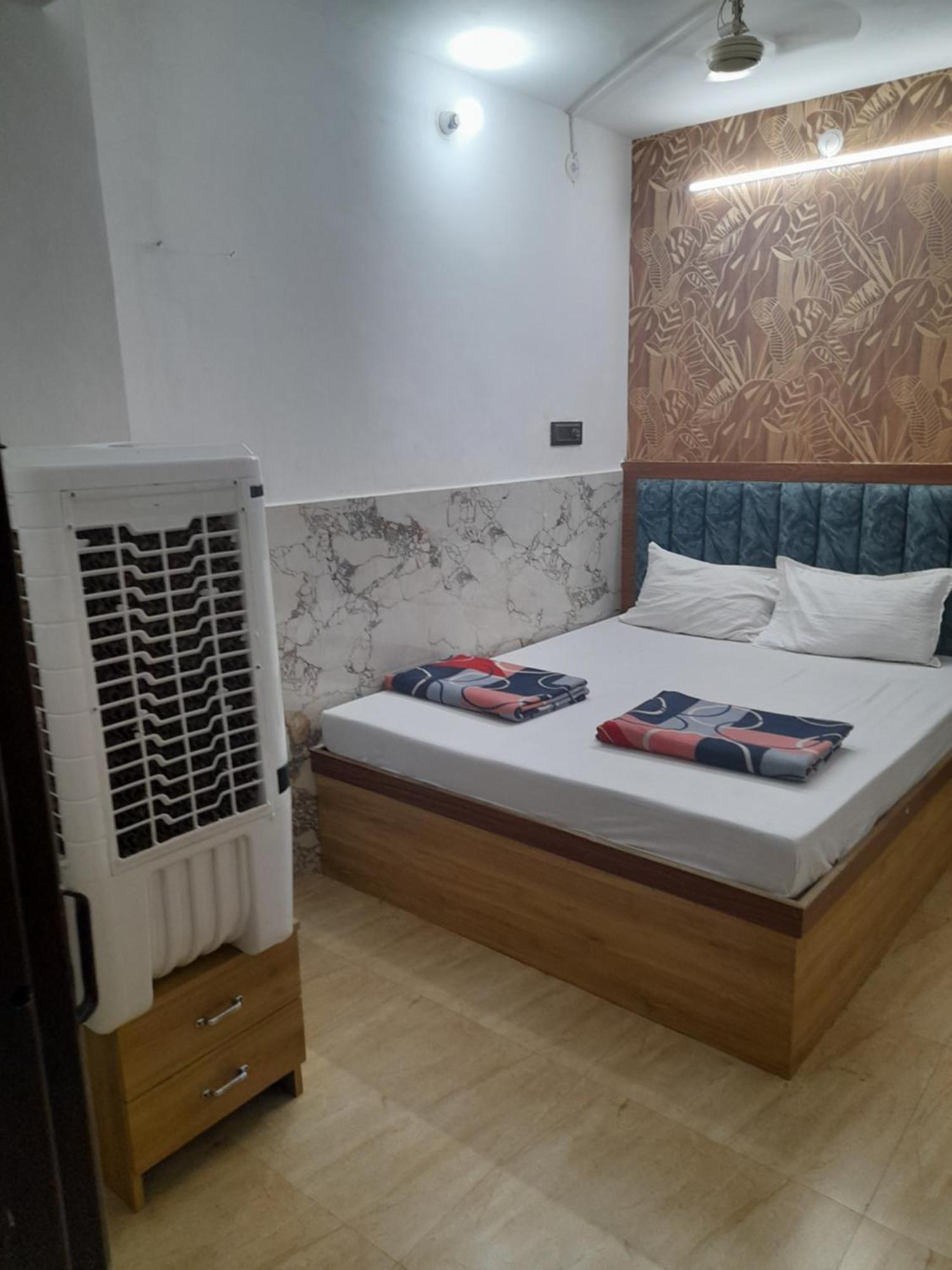 Guest house R K Residency *