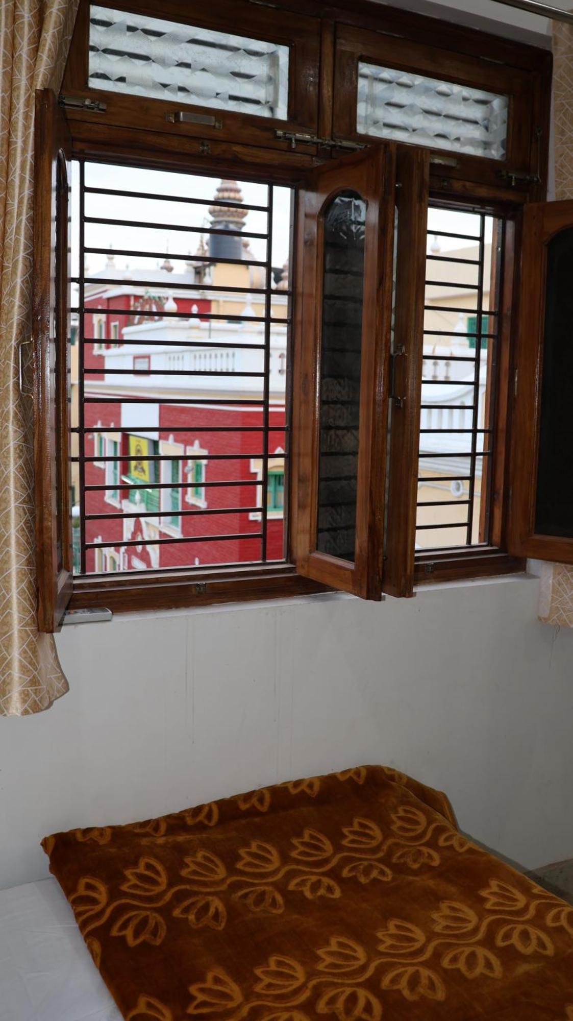 Guest house Your Choice Varanasi